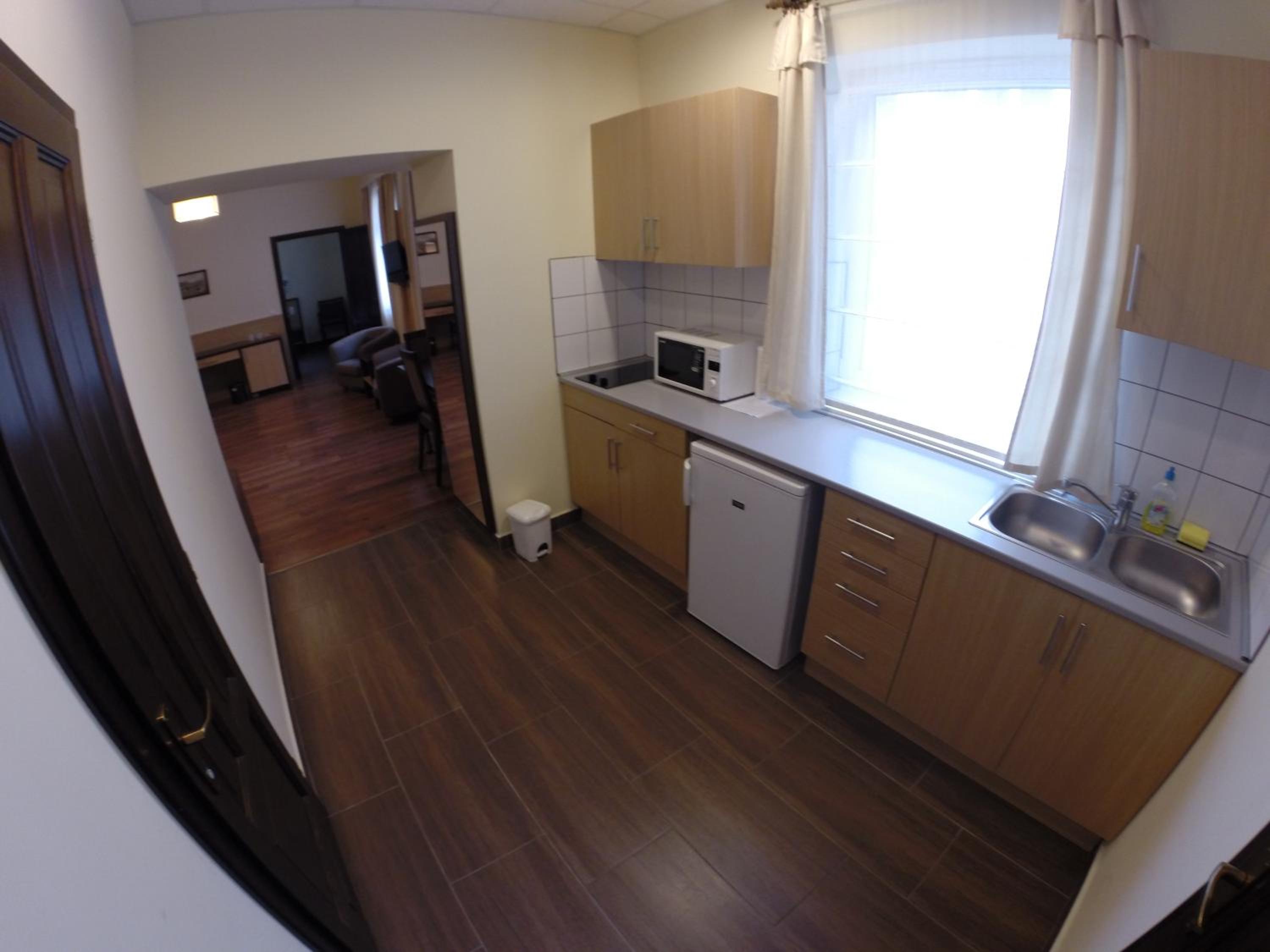 One-Bedroom Apartment - Photo 23