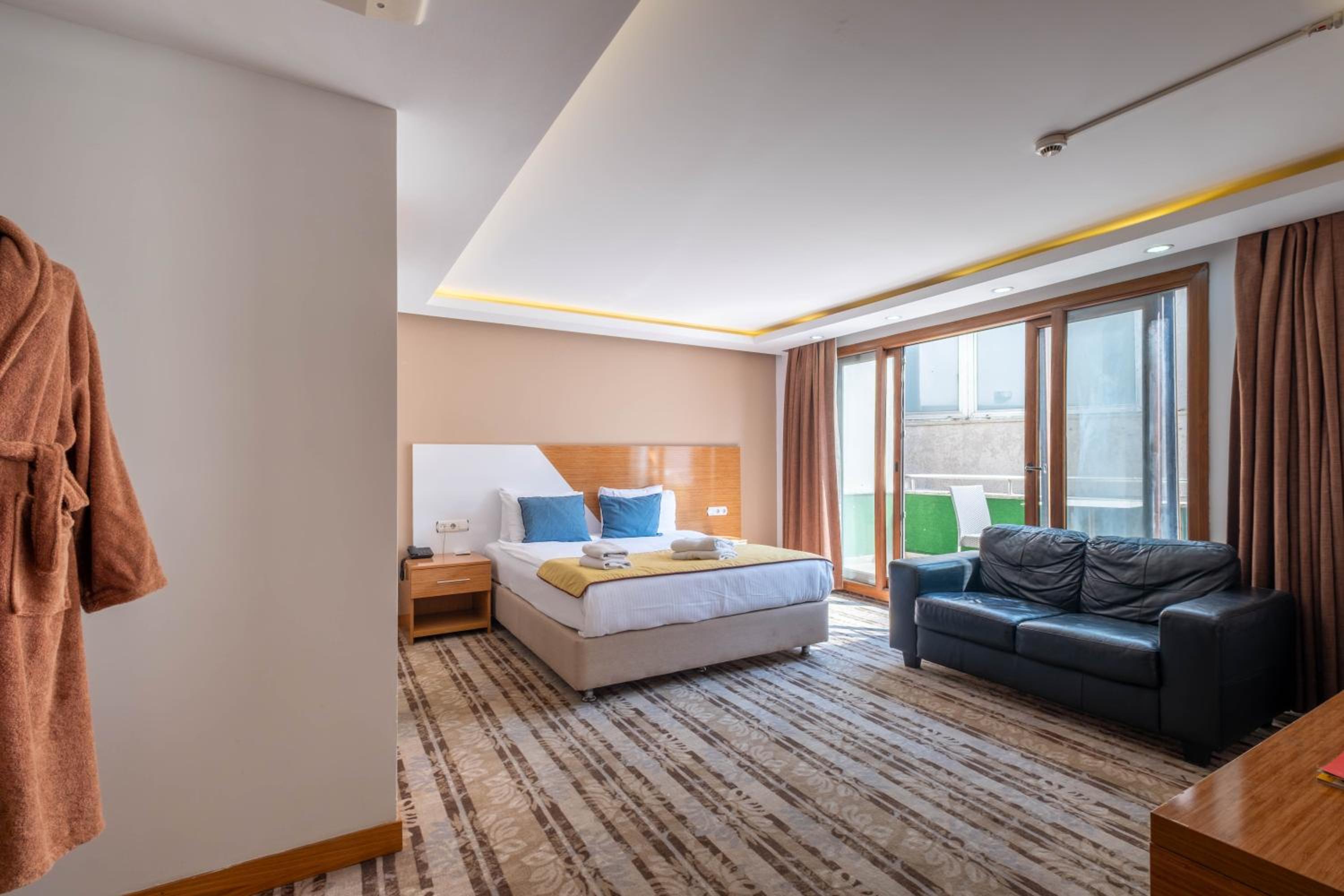 Double Room with Balcony