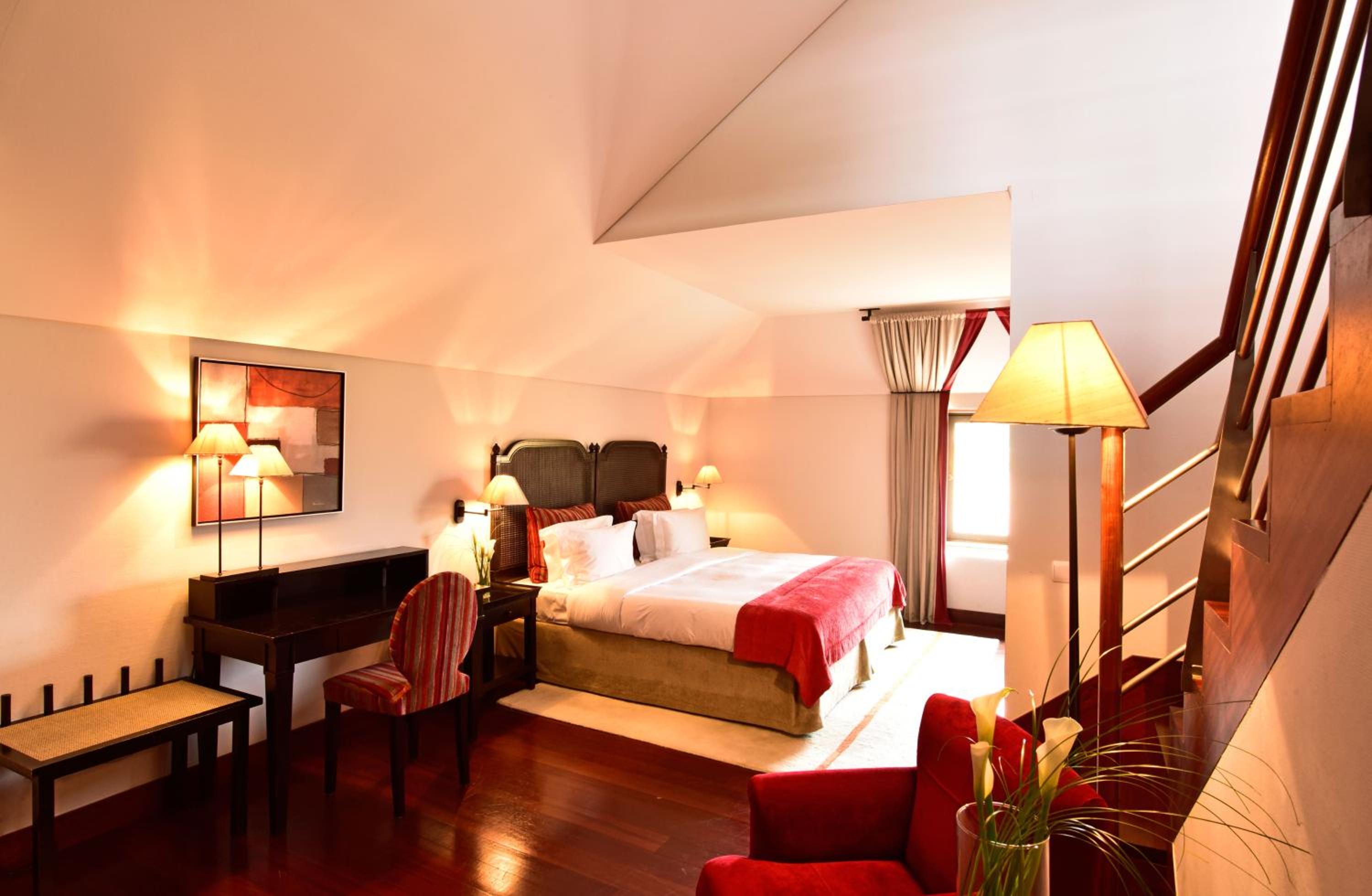 Suite - Photo 3