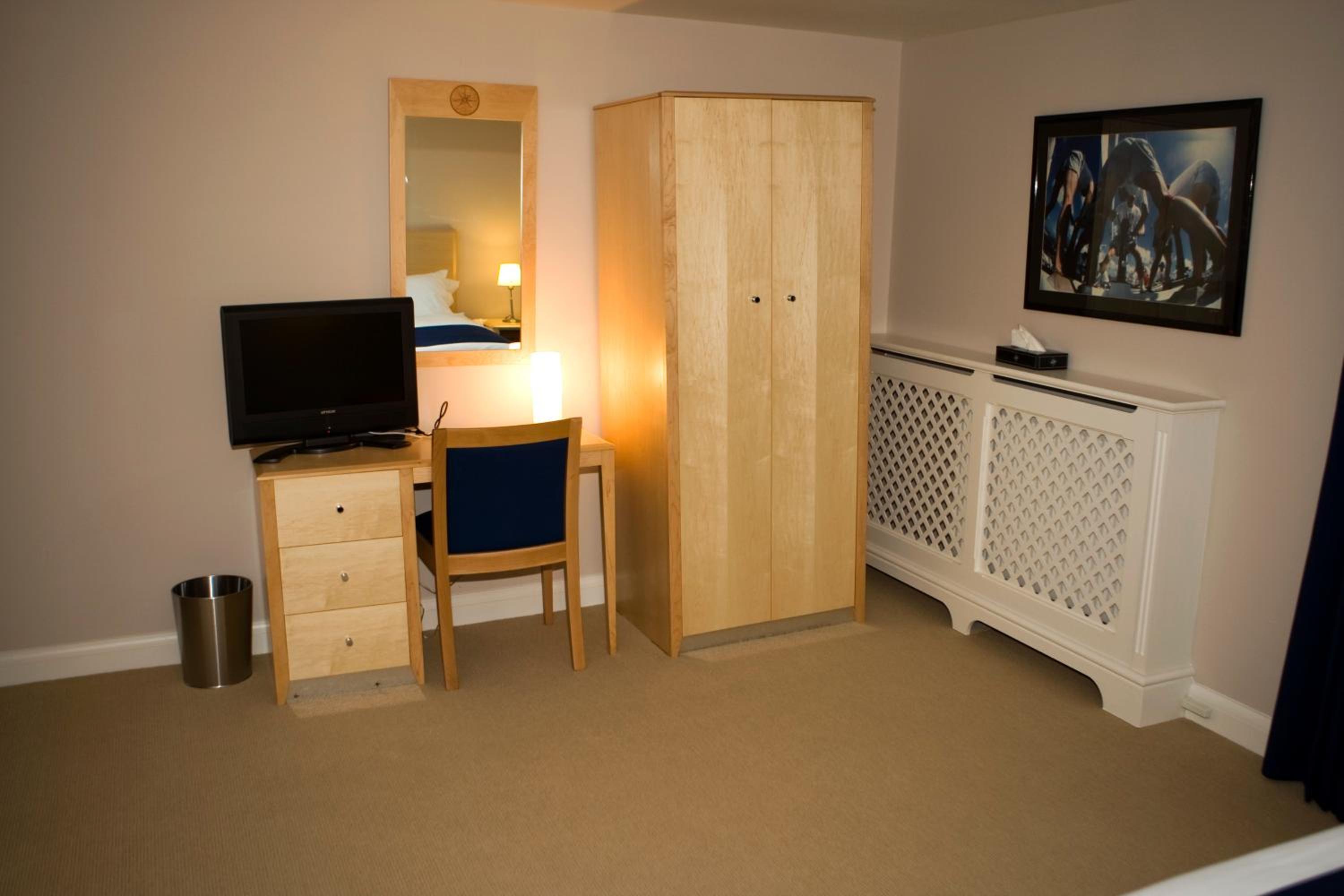 Double Room - Photo 8