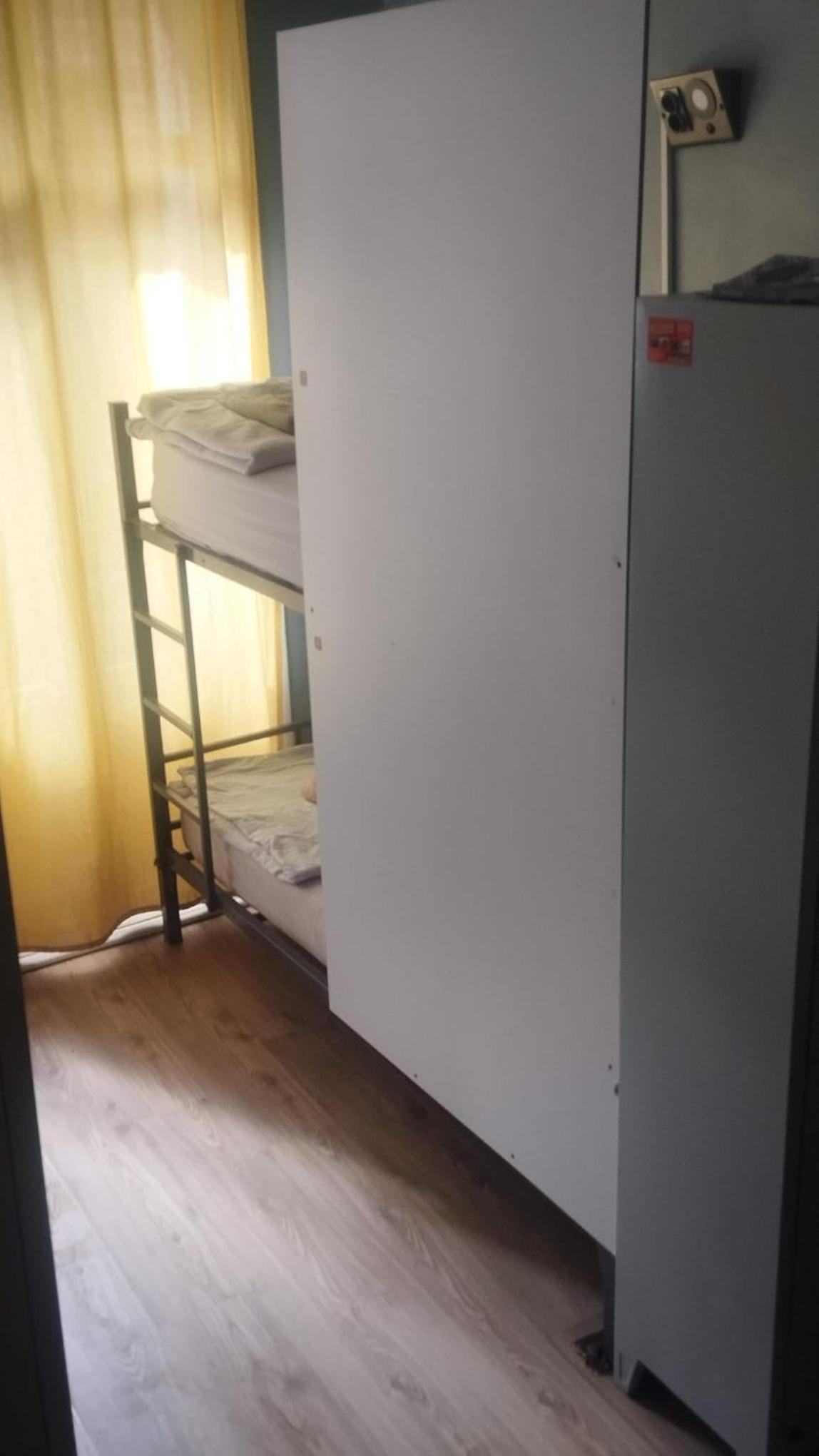 6-Bed Female Dormitory Room photo 1