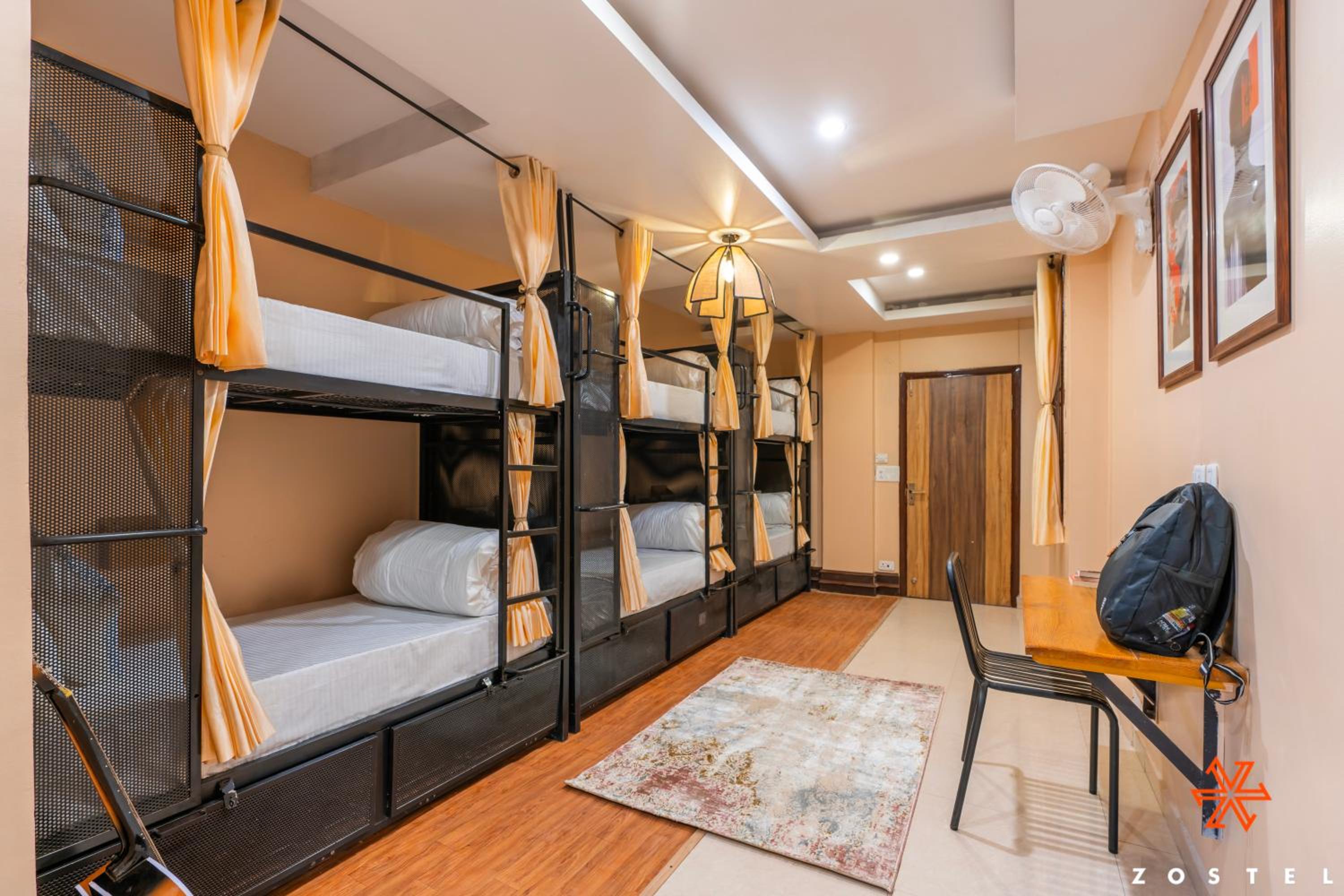 Bed in 6-Bed Mixed Dormitory Room photo 2