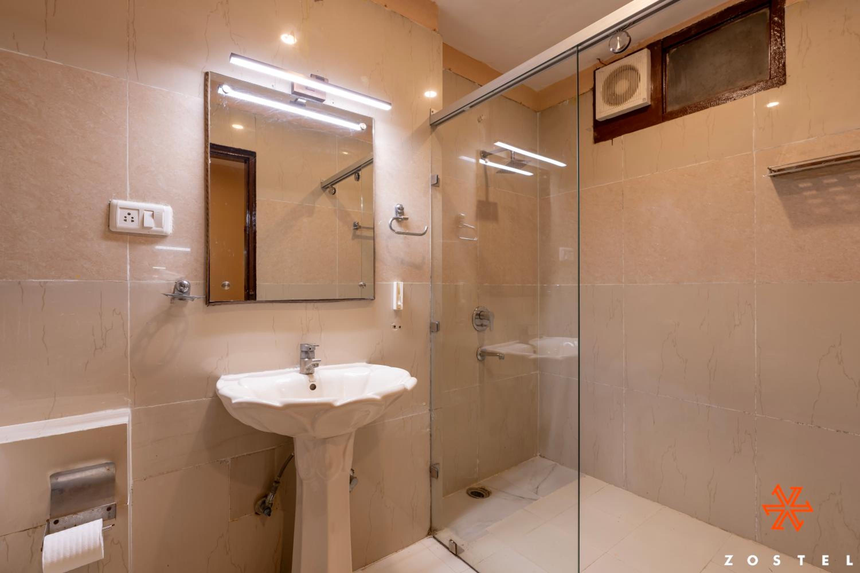 Standard Room - Photo 2