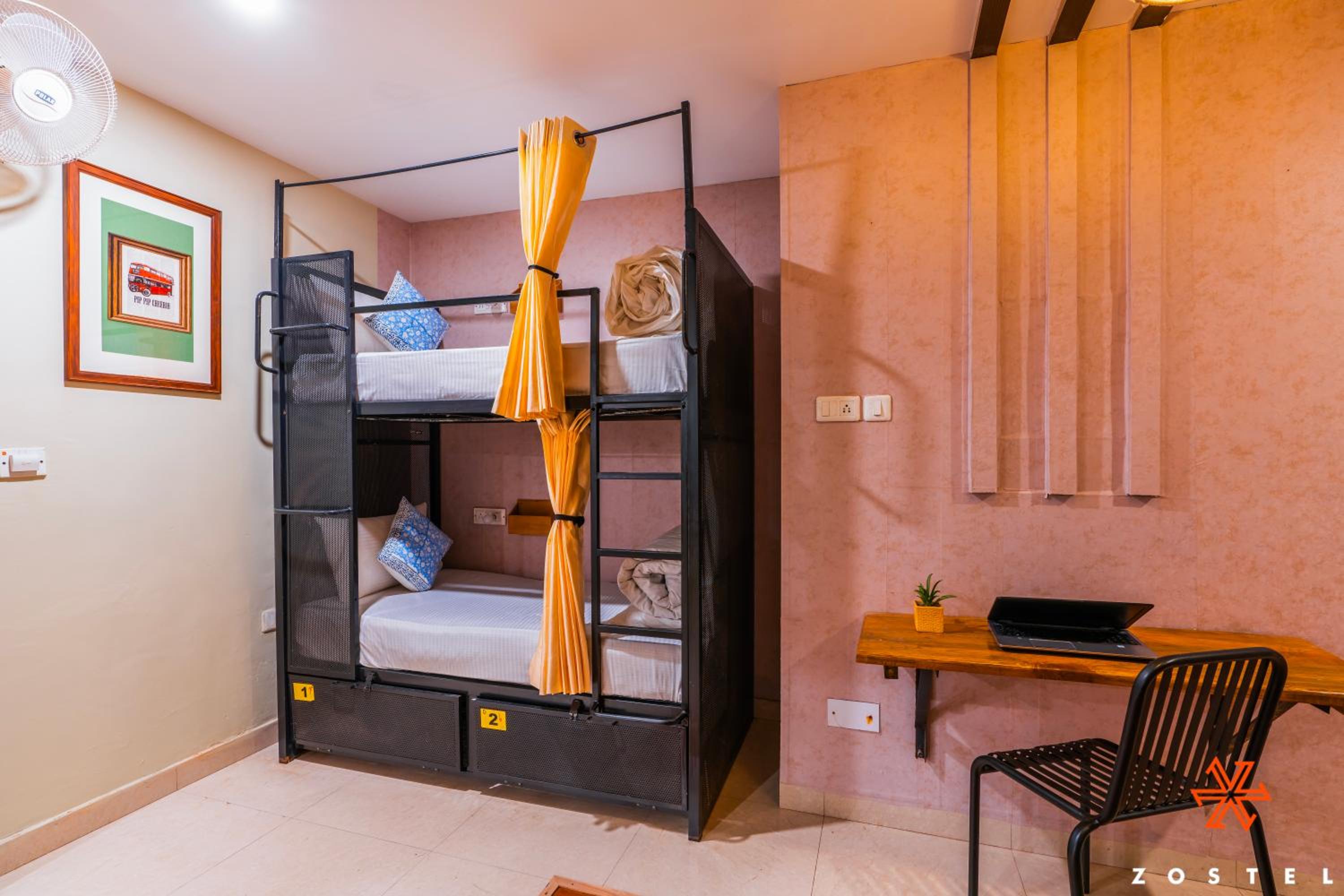 Bed in 4-Bed Mixed Dormitory Room