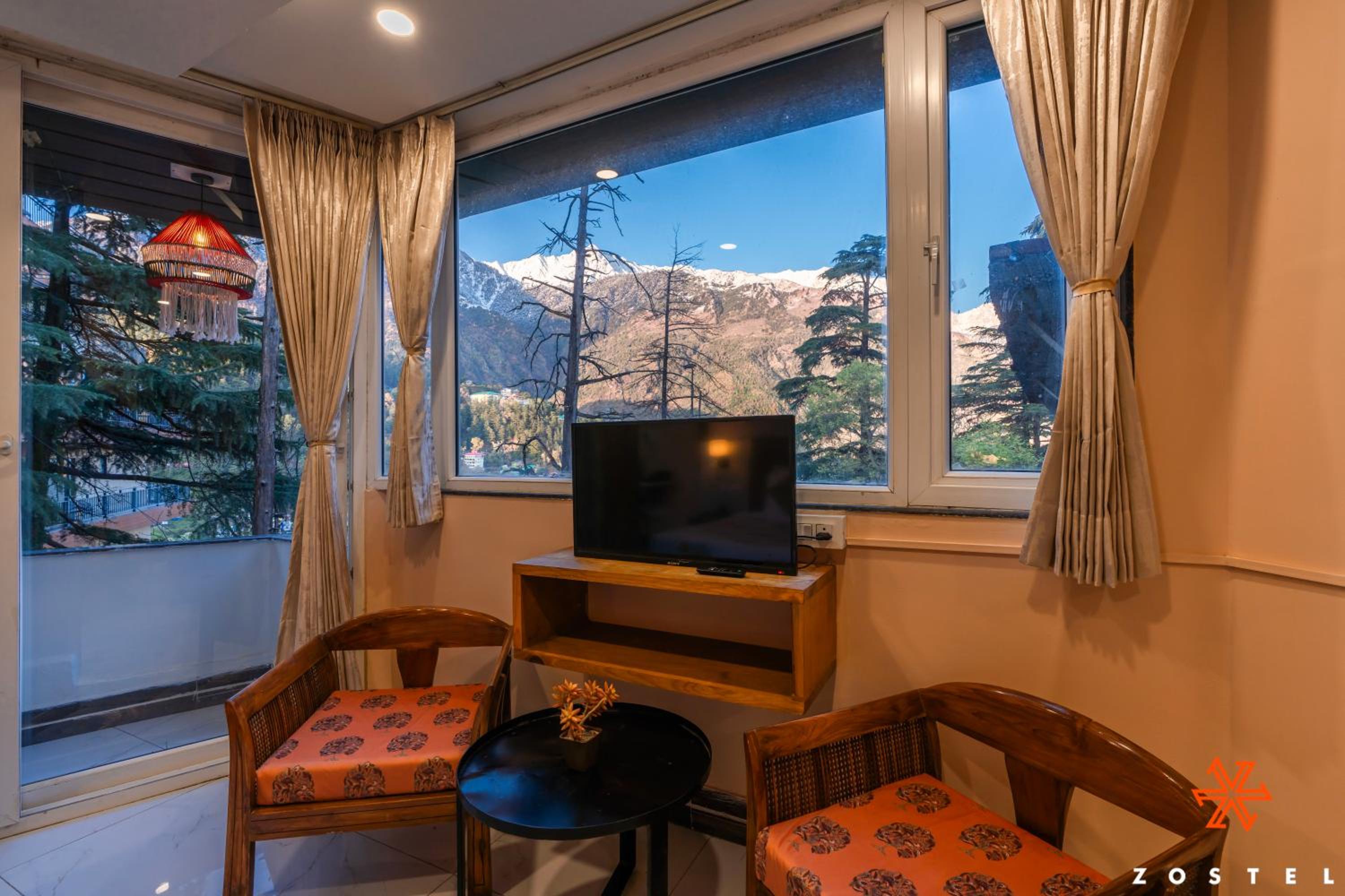 Superior Room (with balcony) - Photo 1