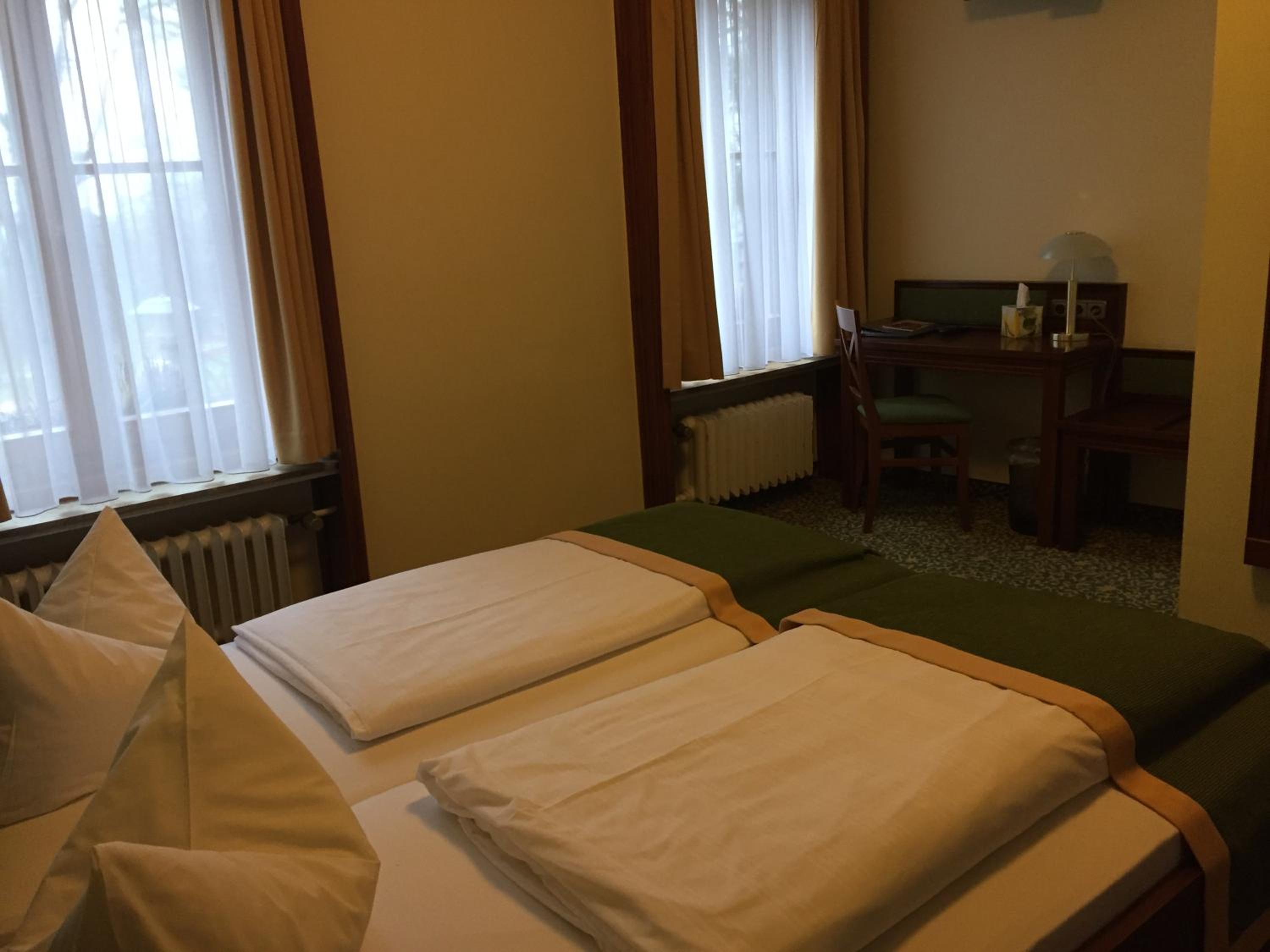 Double Room - Photo 6