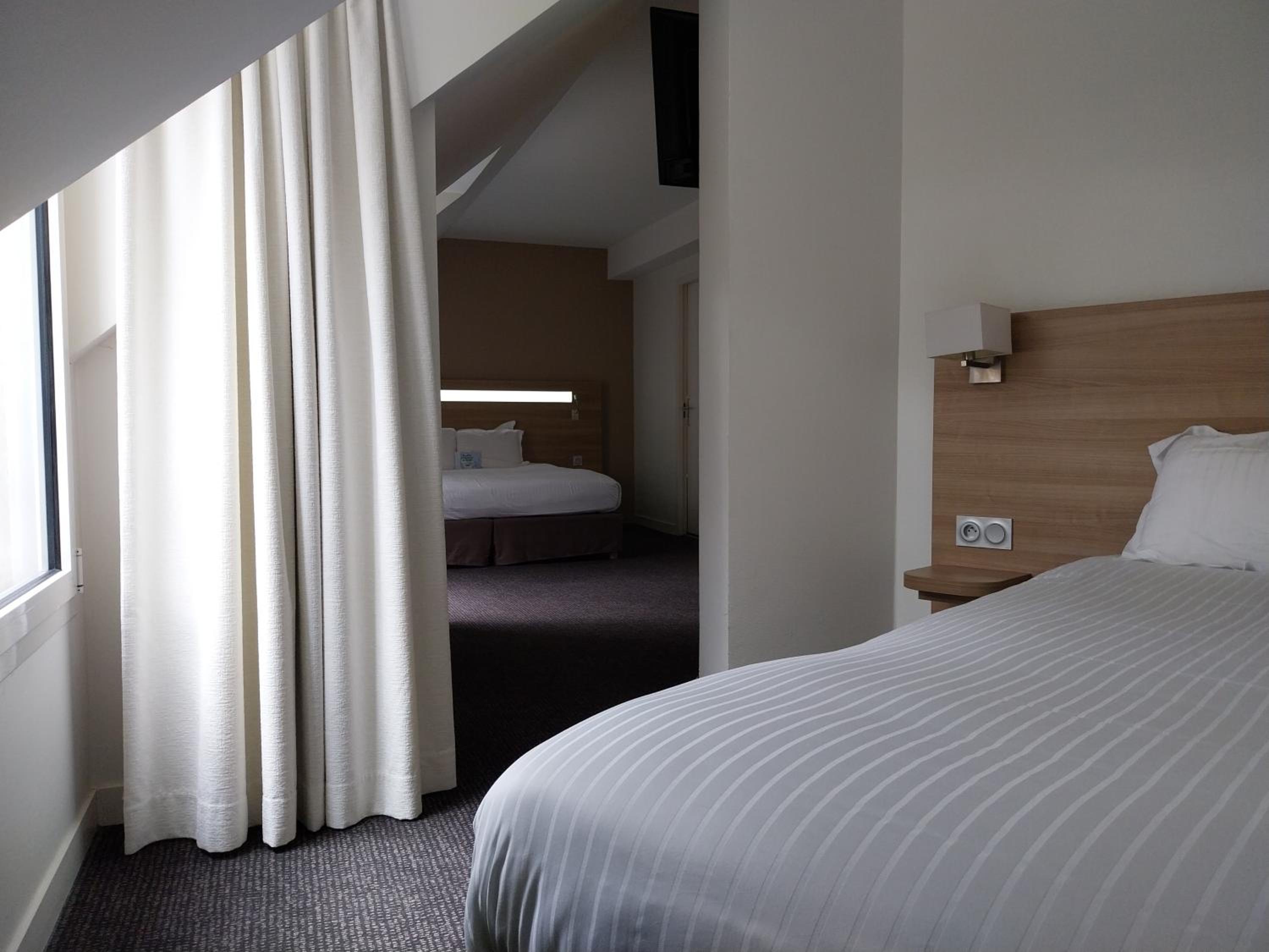 One Double Bed One Single Bed - Superior Room
