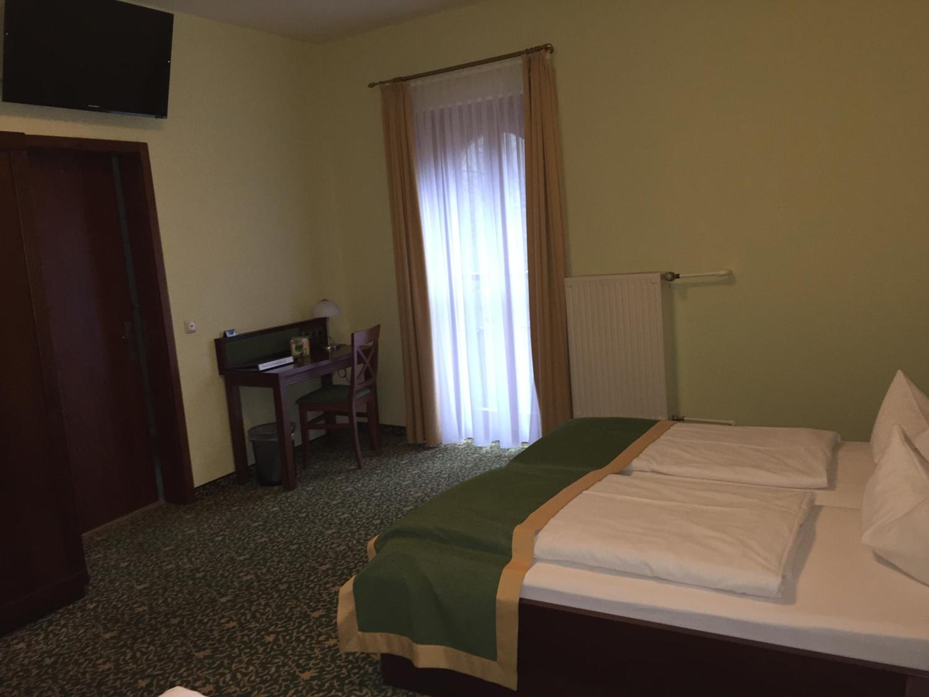 Double Room - Photo 4