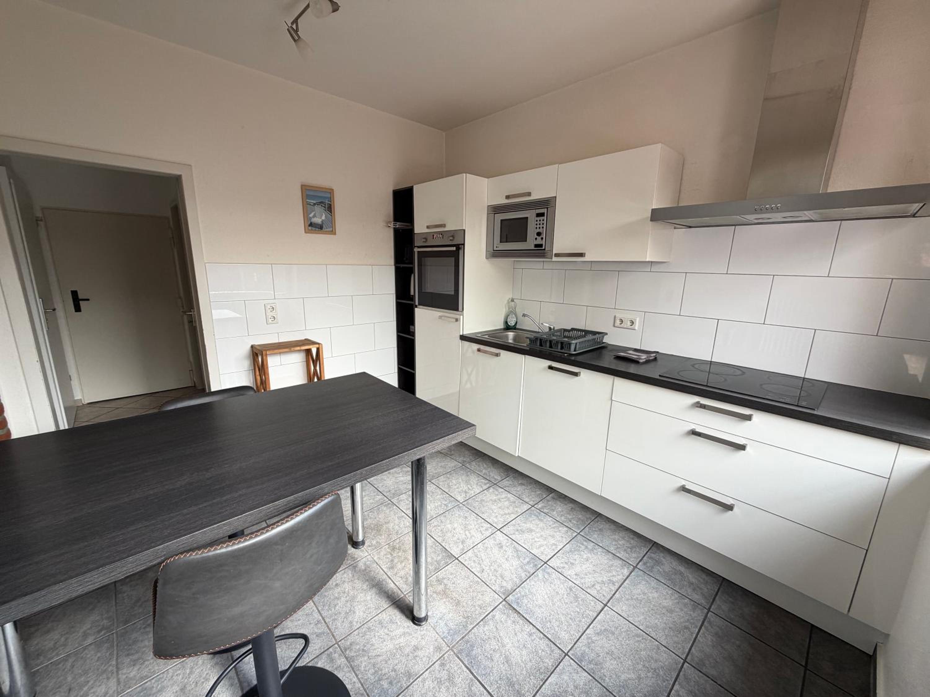 Two-Bedroom Apartment with Terrace photo 2