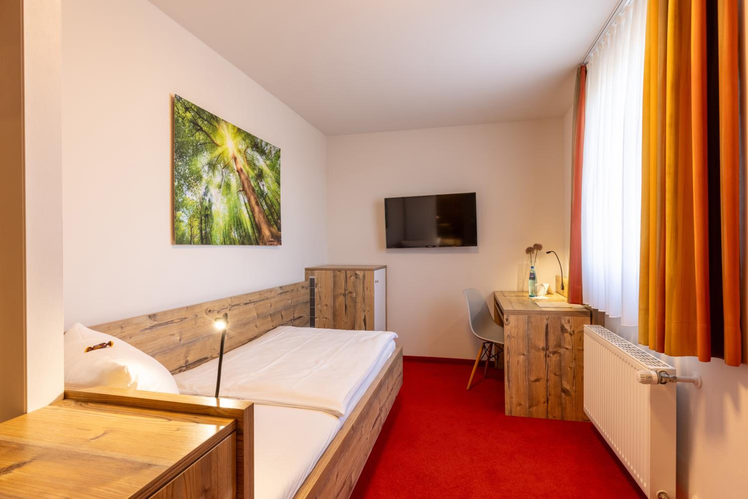 Standard Single Room