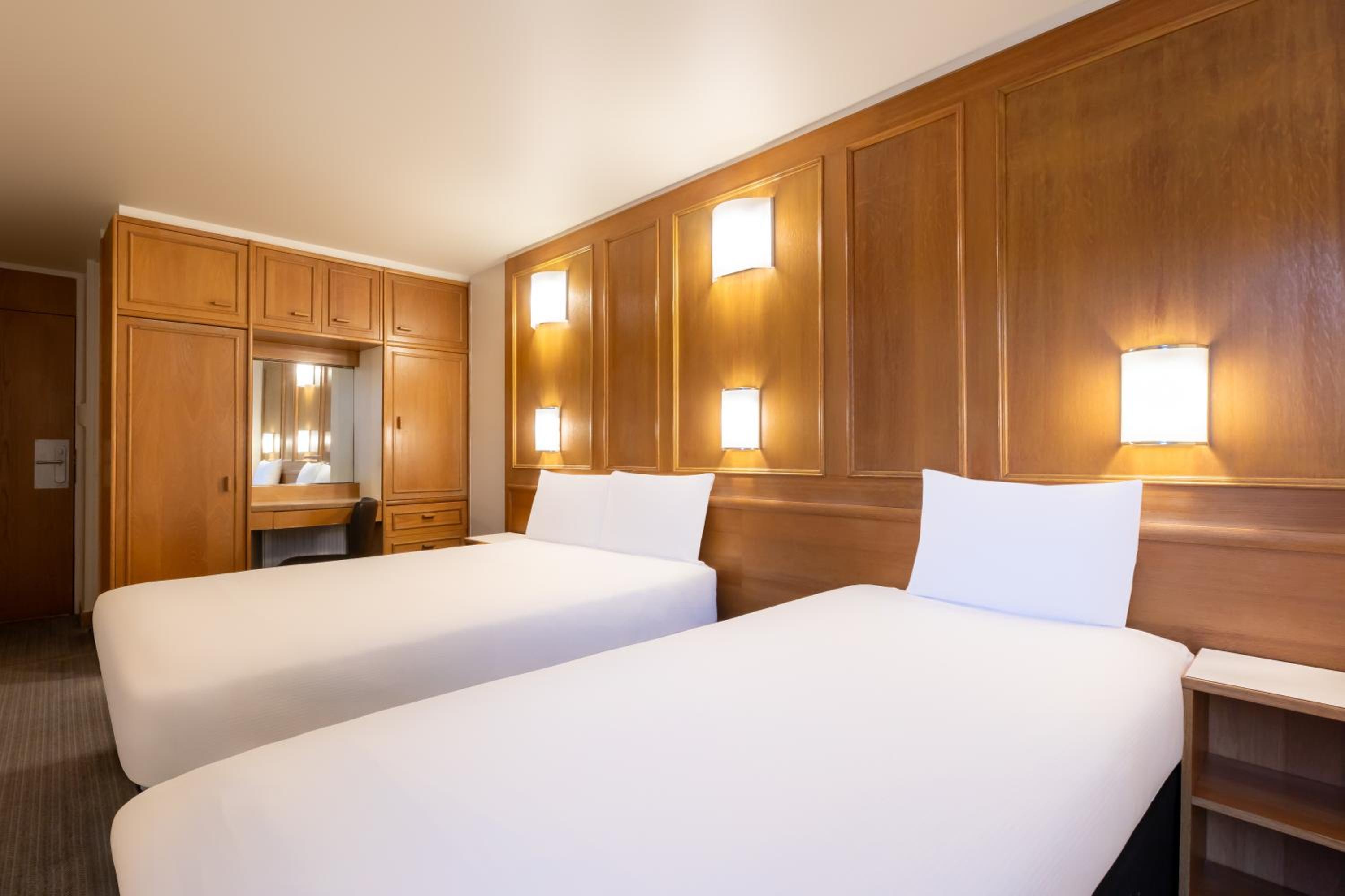 Classic Triple Room