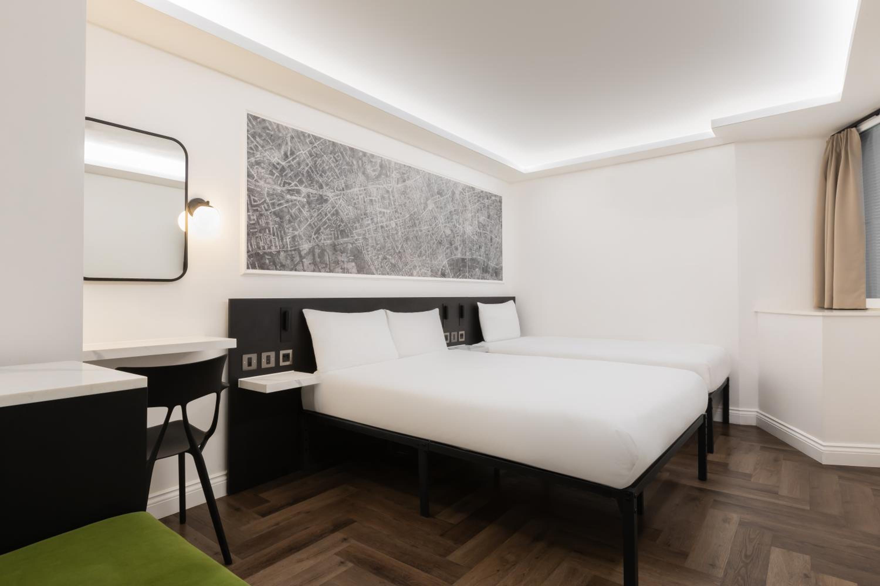 Superior Triple Room