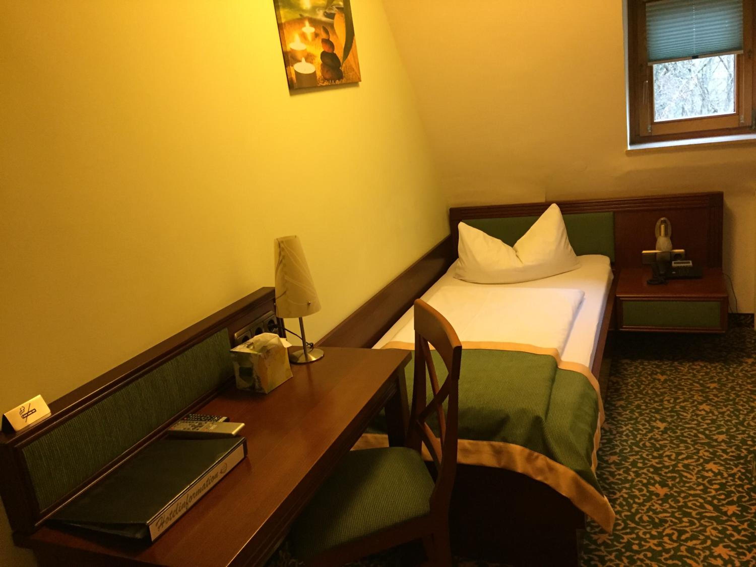 Economy Single Room photo 2