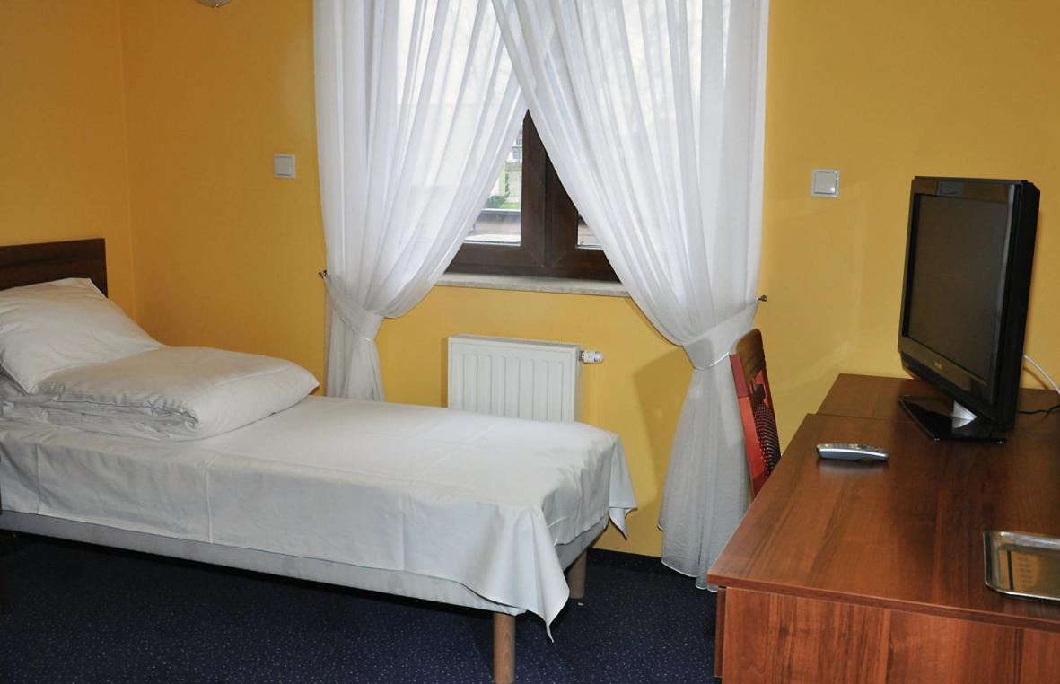 Single Room photo 2
