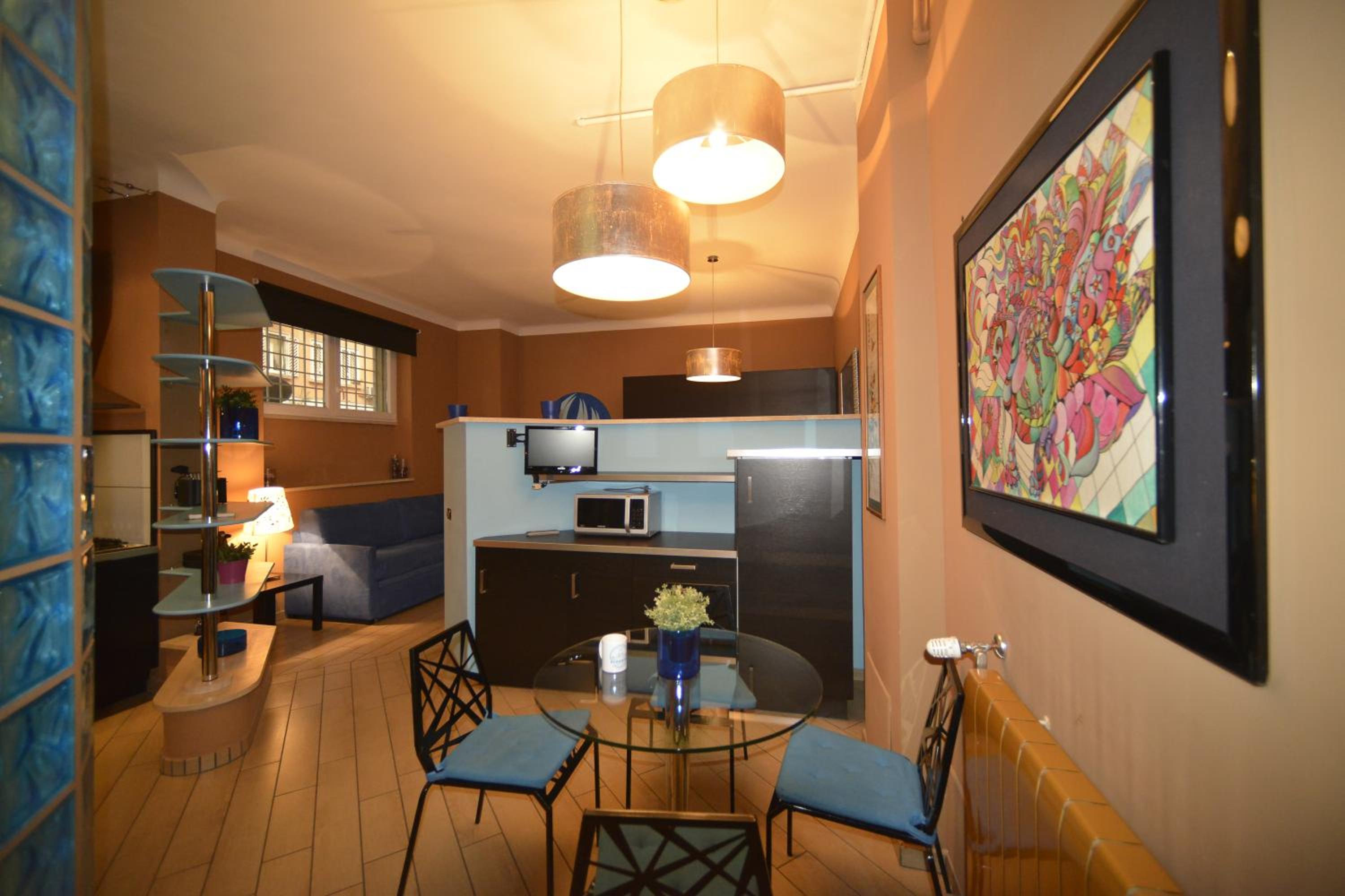 Studio Apartment
