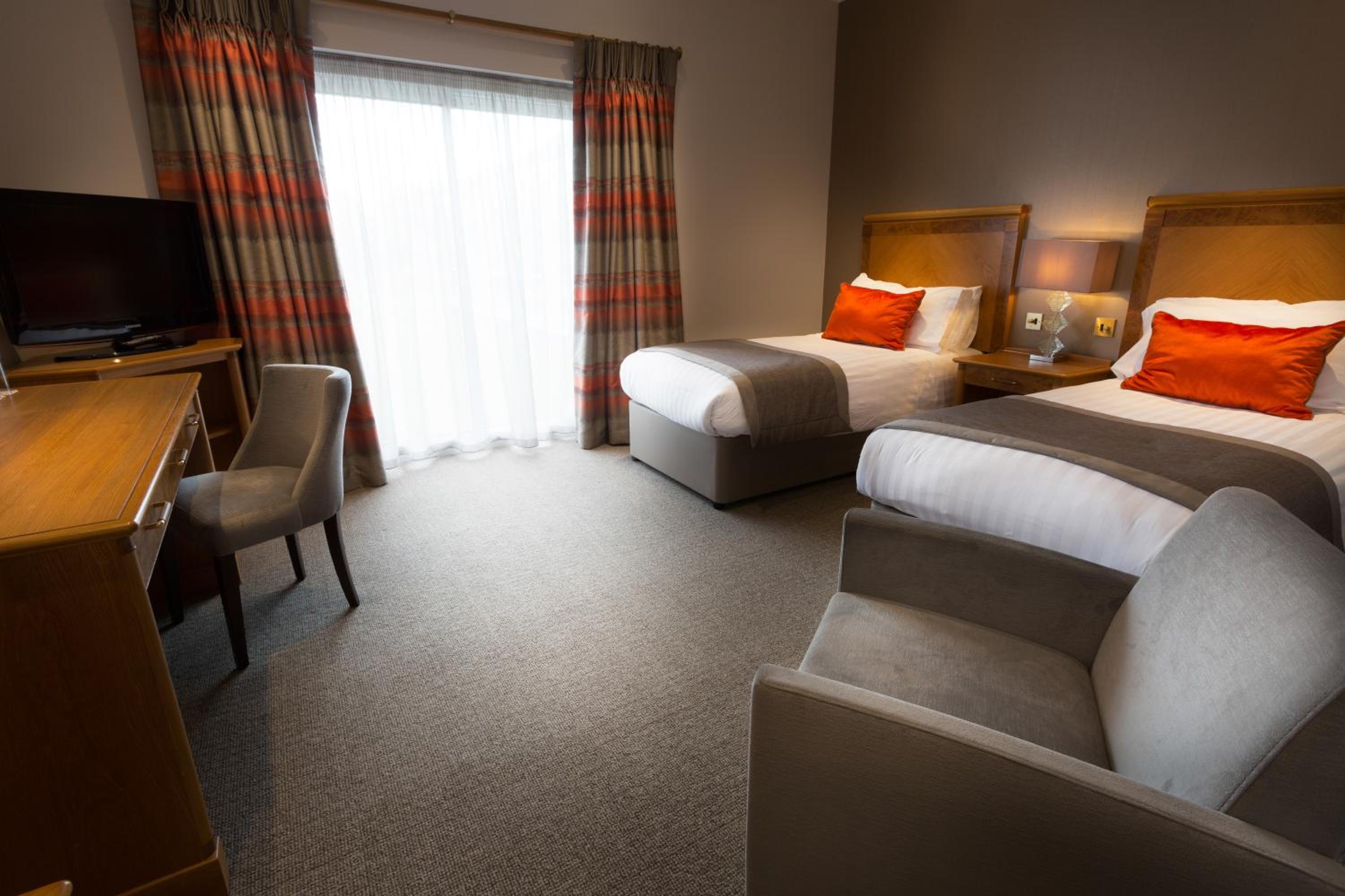 Superior Twin Room - Photo 3