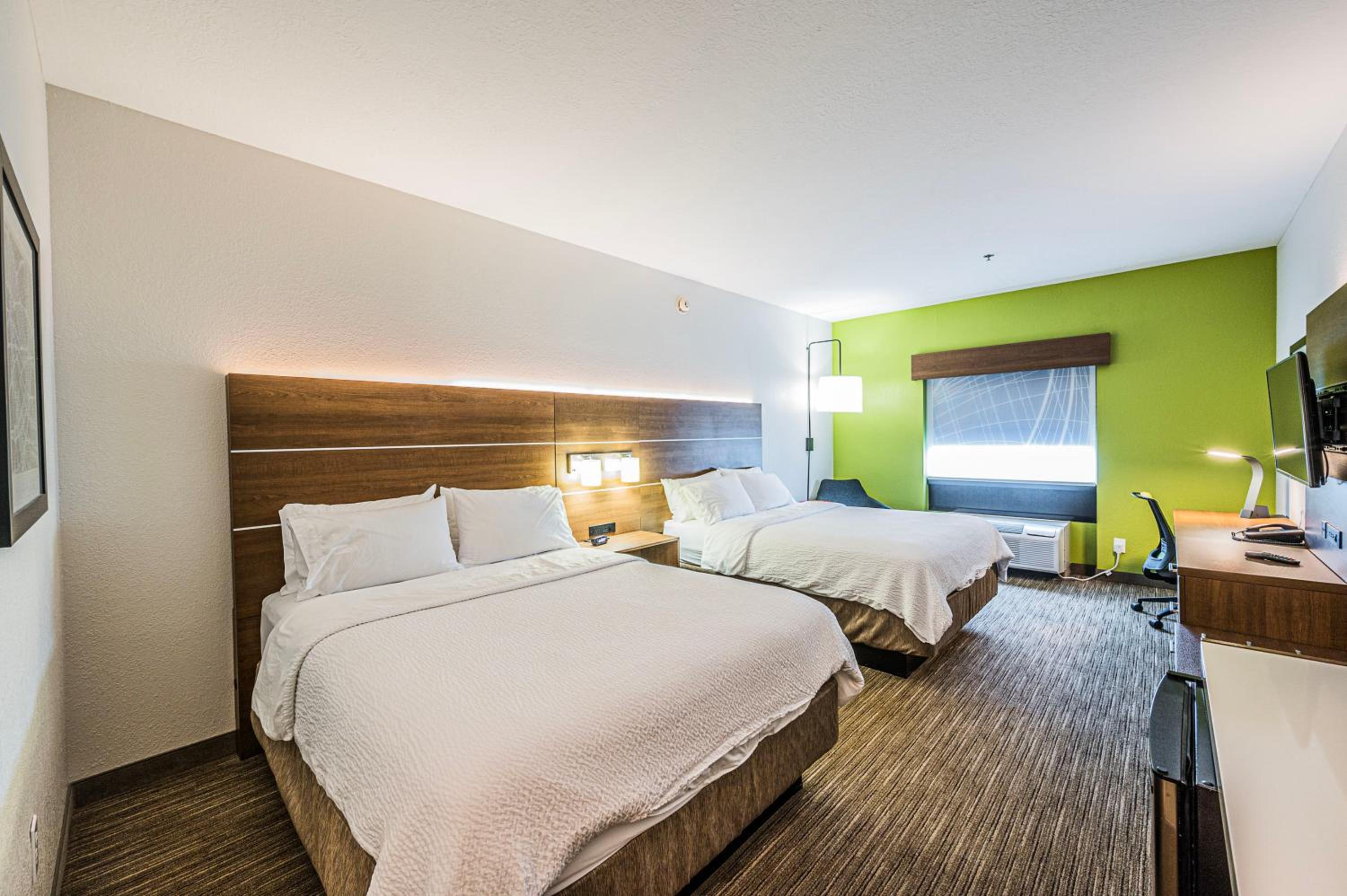 Queen Room with Two Queen Beds - Hearing Accessible/Non-Smoking - Photo 1