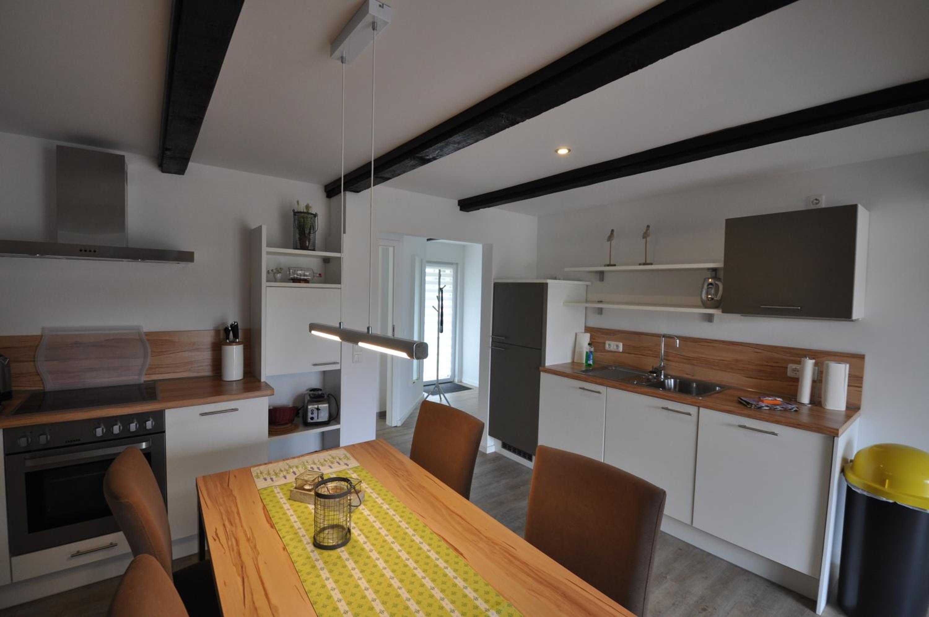 Apartment - Split Level photo 3