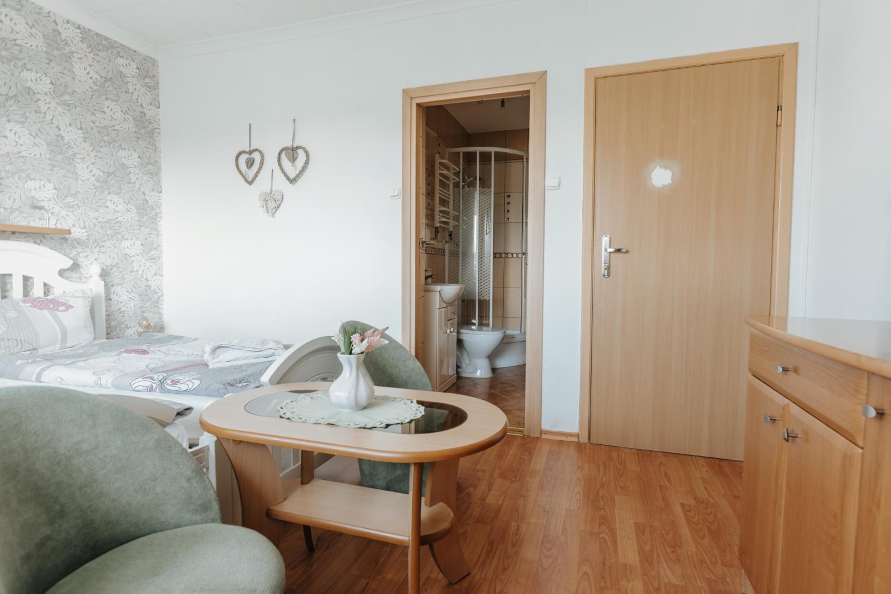 Twin Room with Balcony photo 2