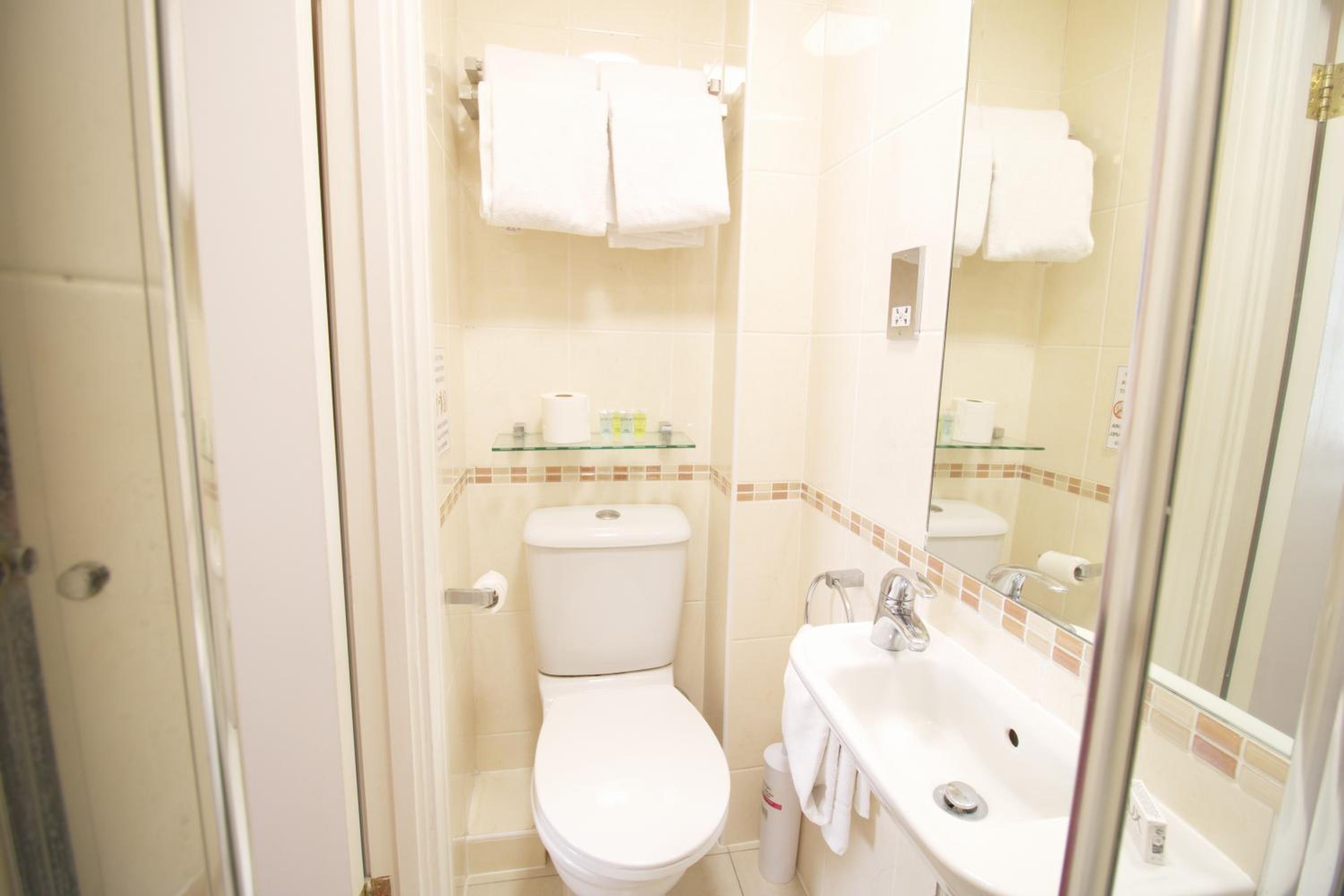 Quadruple Room photo 3
