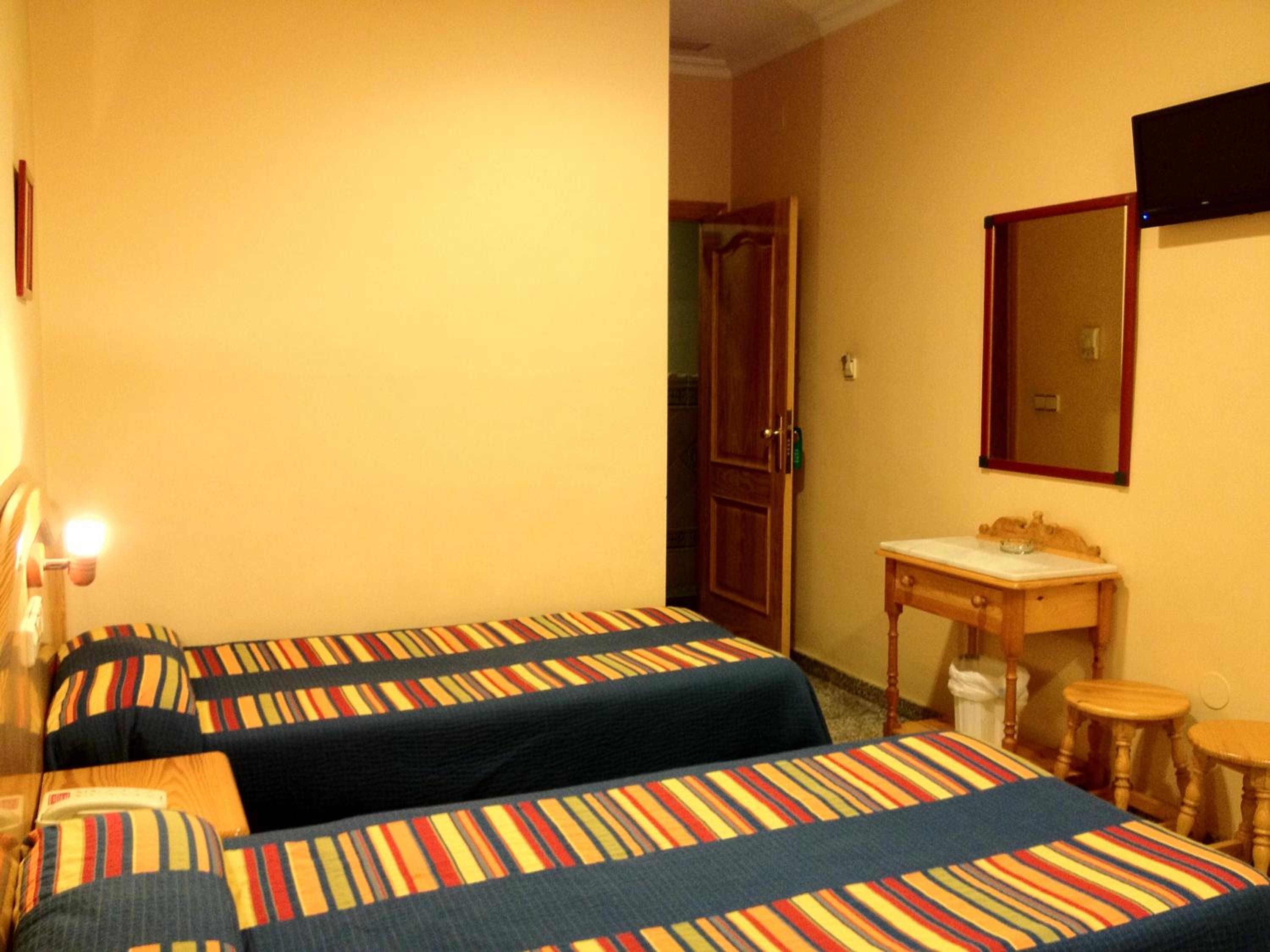 Triple Room photo 2