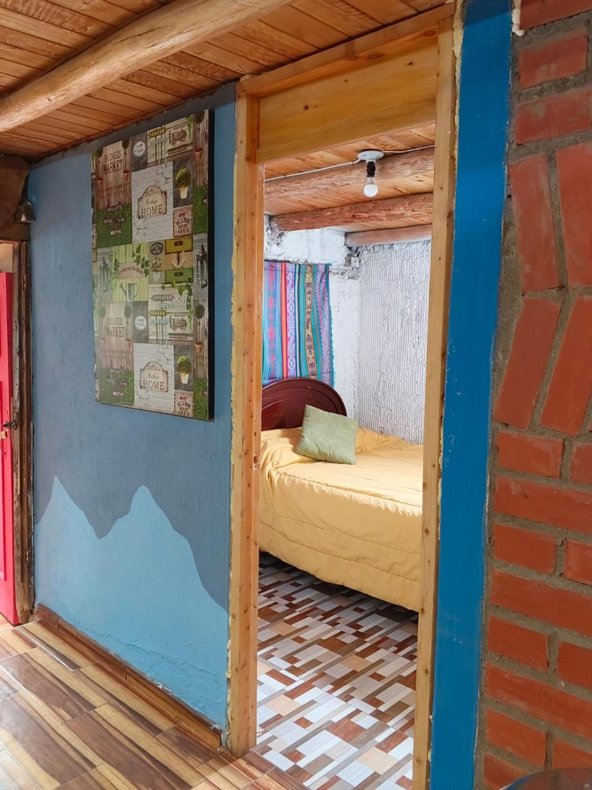 Standard Double Room with Shared Bathroom photo 1