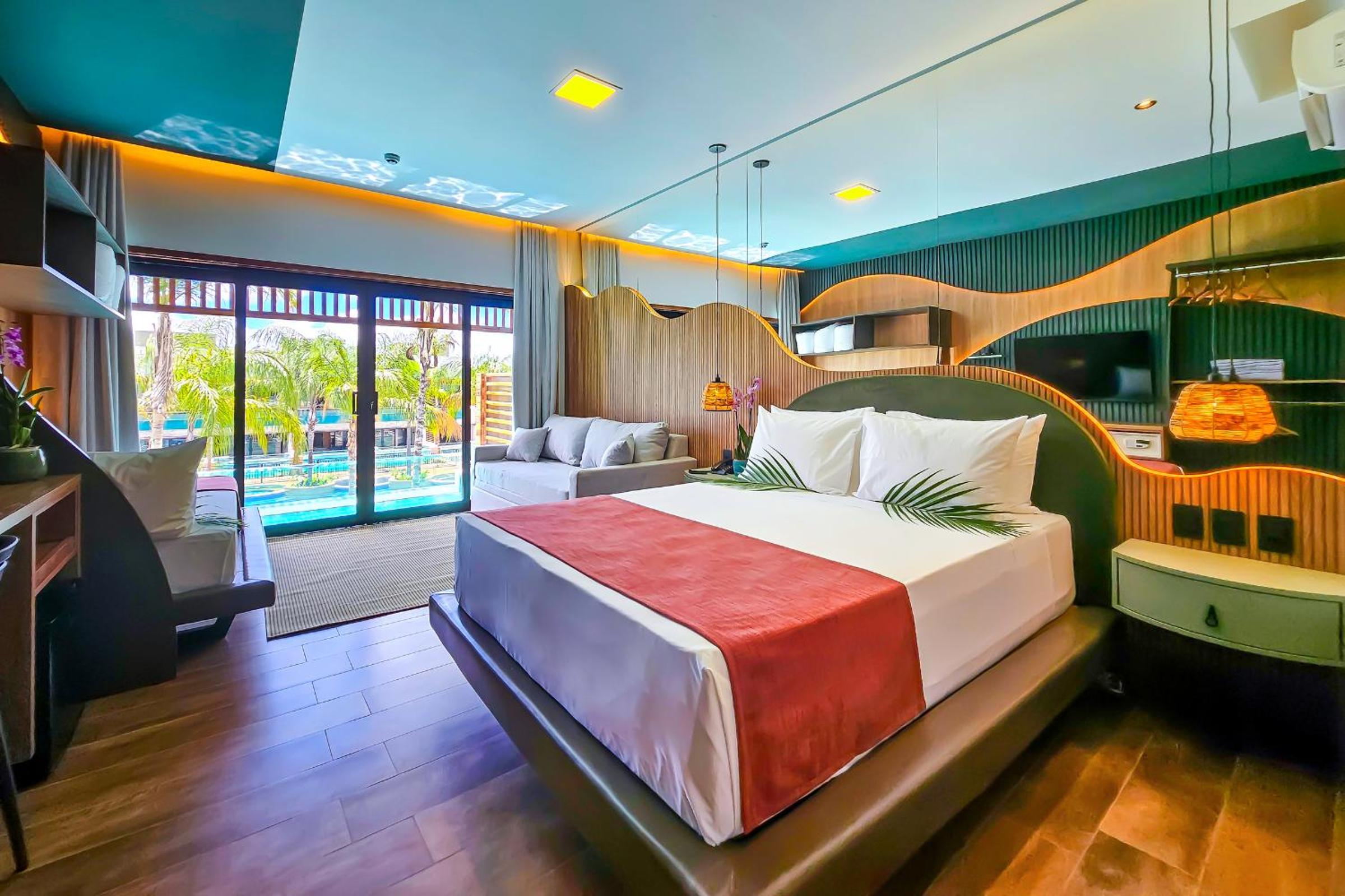 Superior Suite Diamond with Private Pool