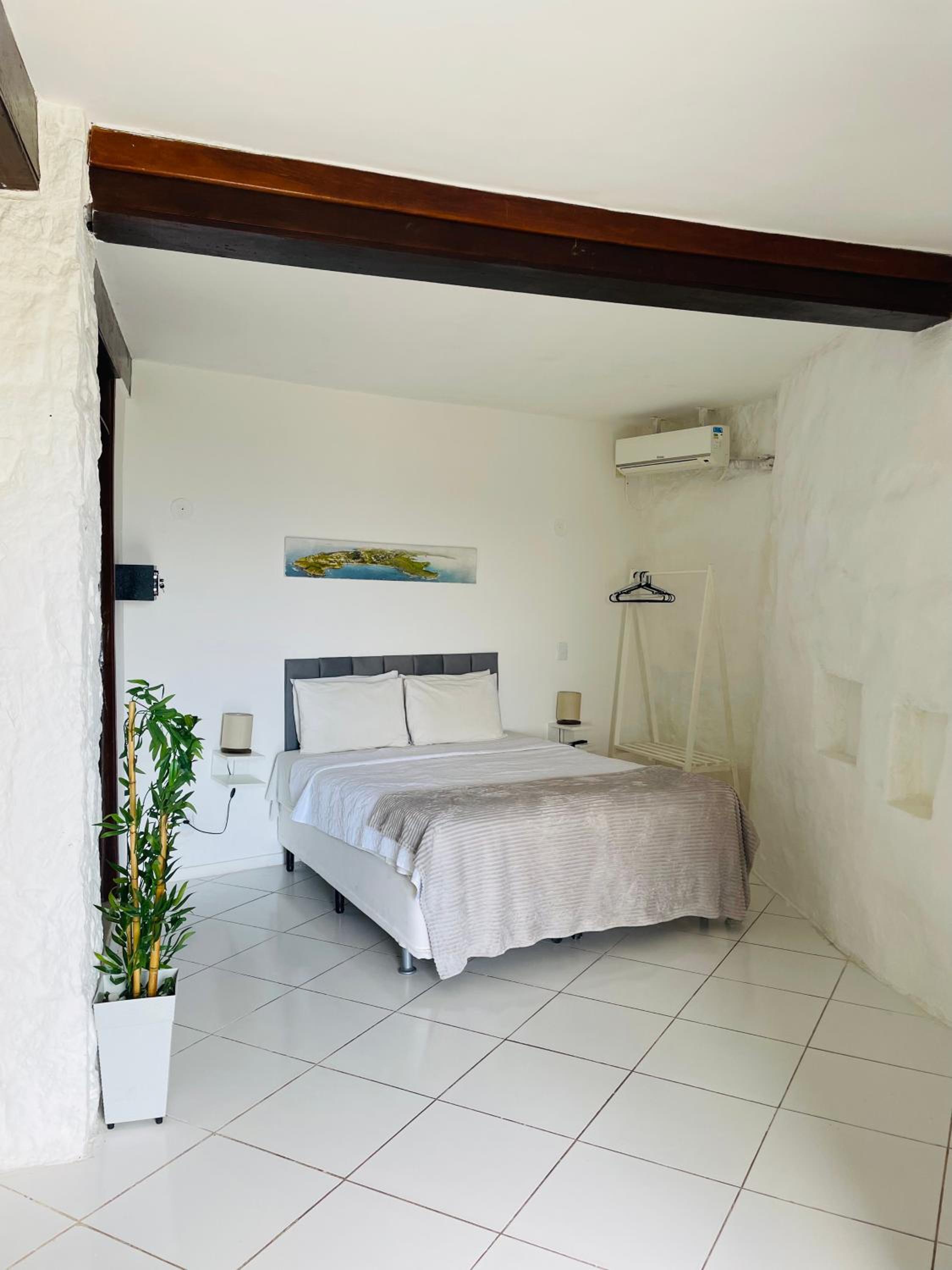 Standard Triple Room with Sea View