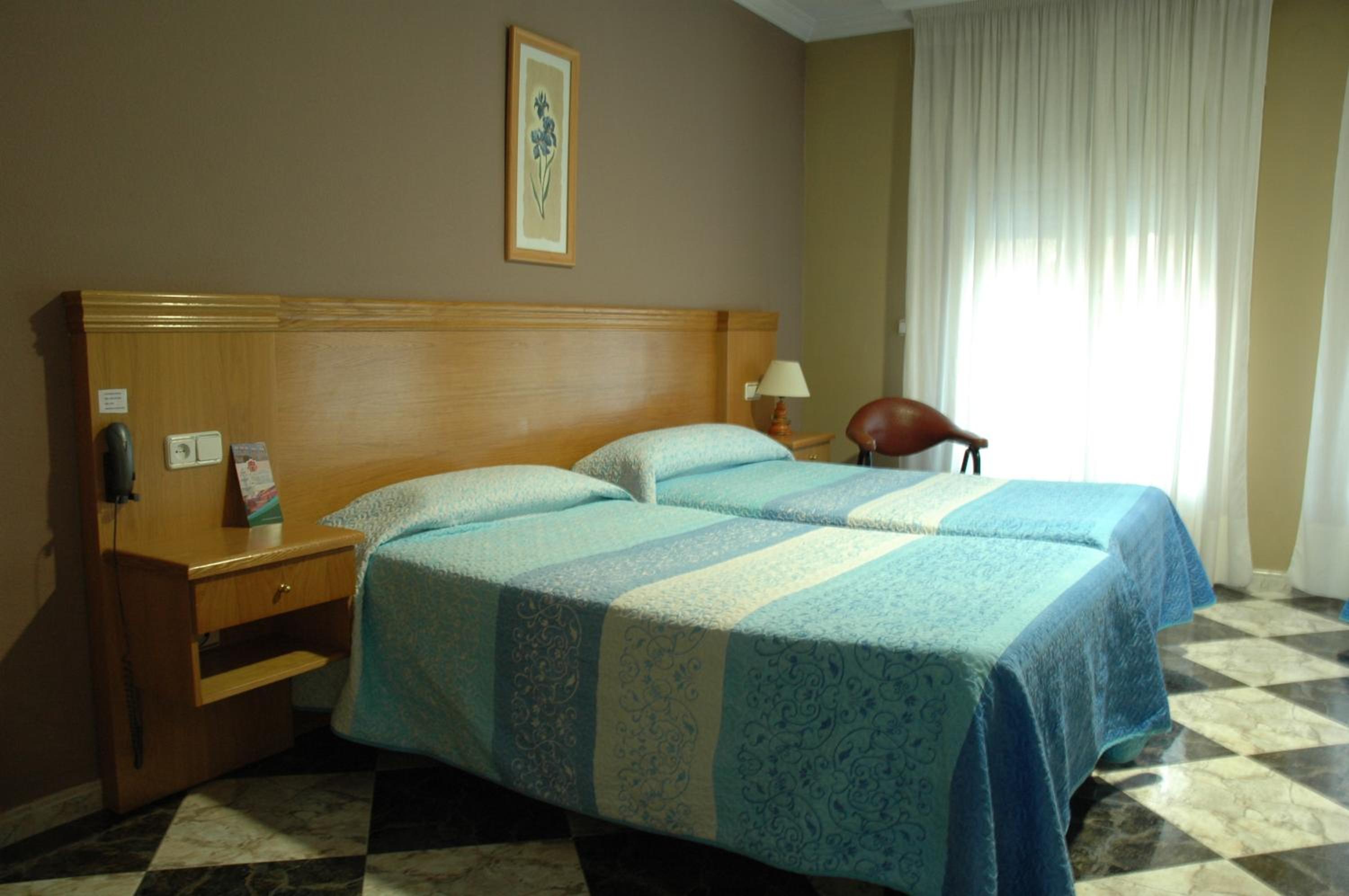 Triple Room - Photo 1
