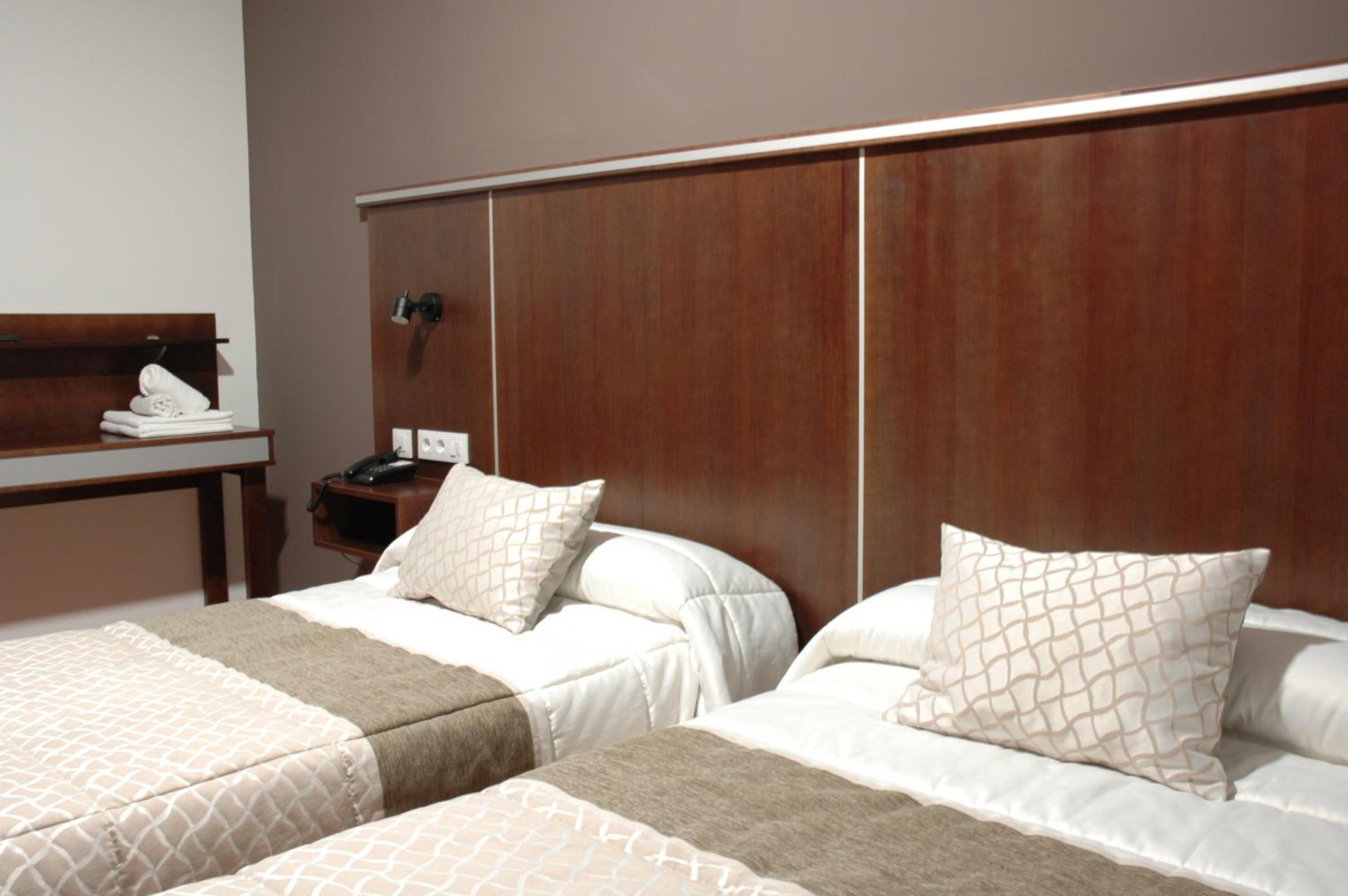 Deluxe Double Room - Photo 4