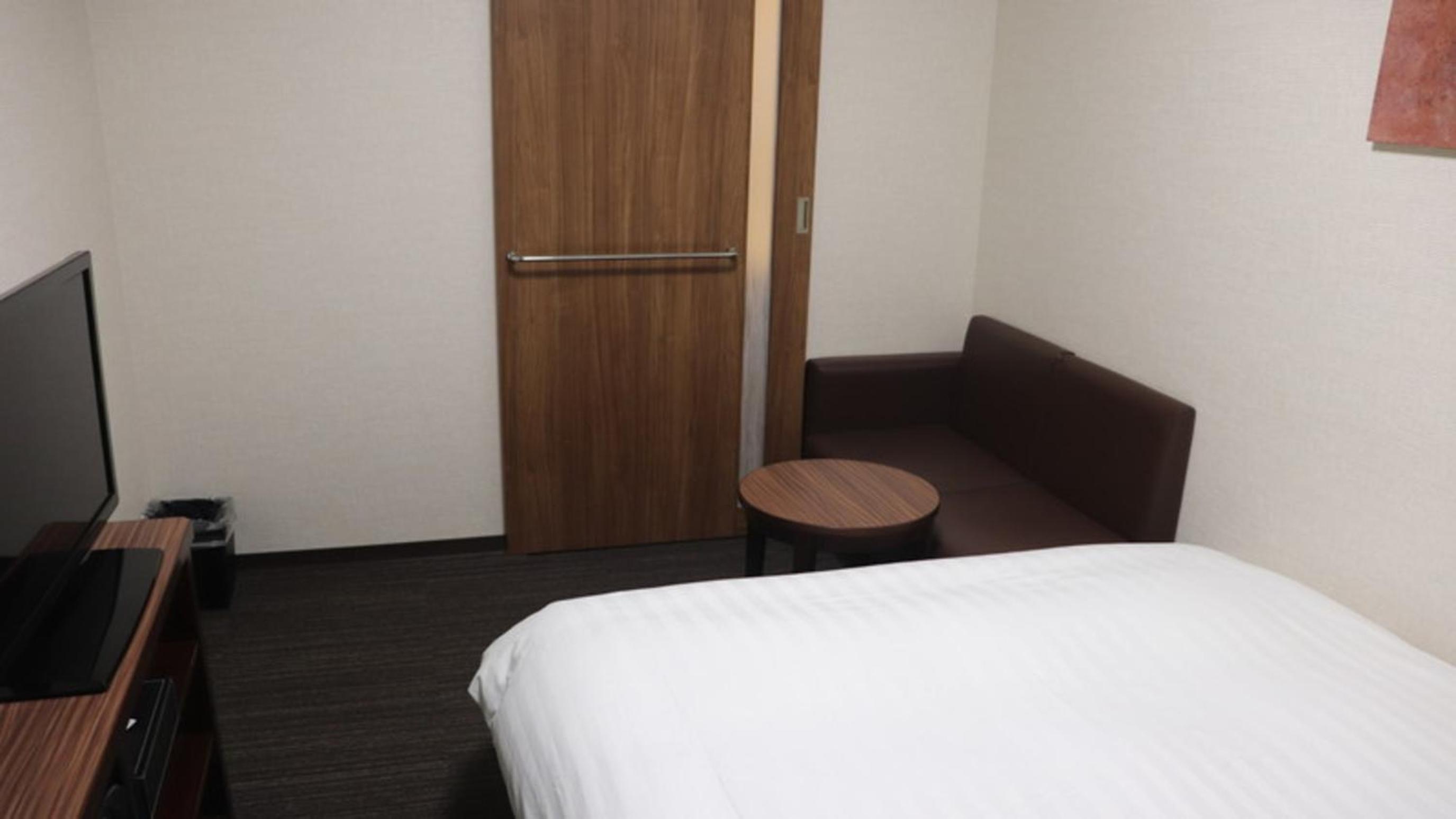 Non-Smoking Double Room, check-in from 13:00 / check-out until 11:00 (22-hour stay)
