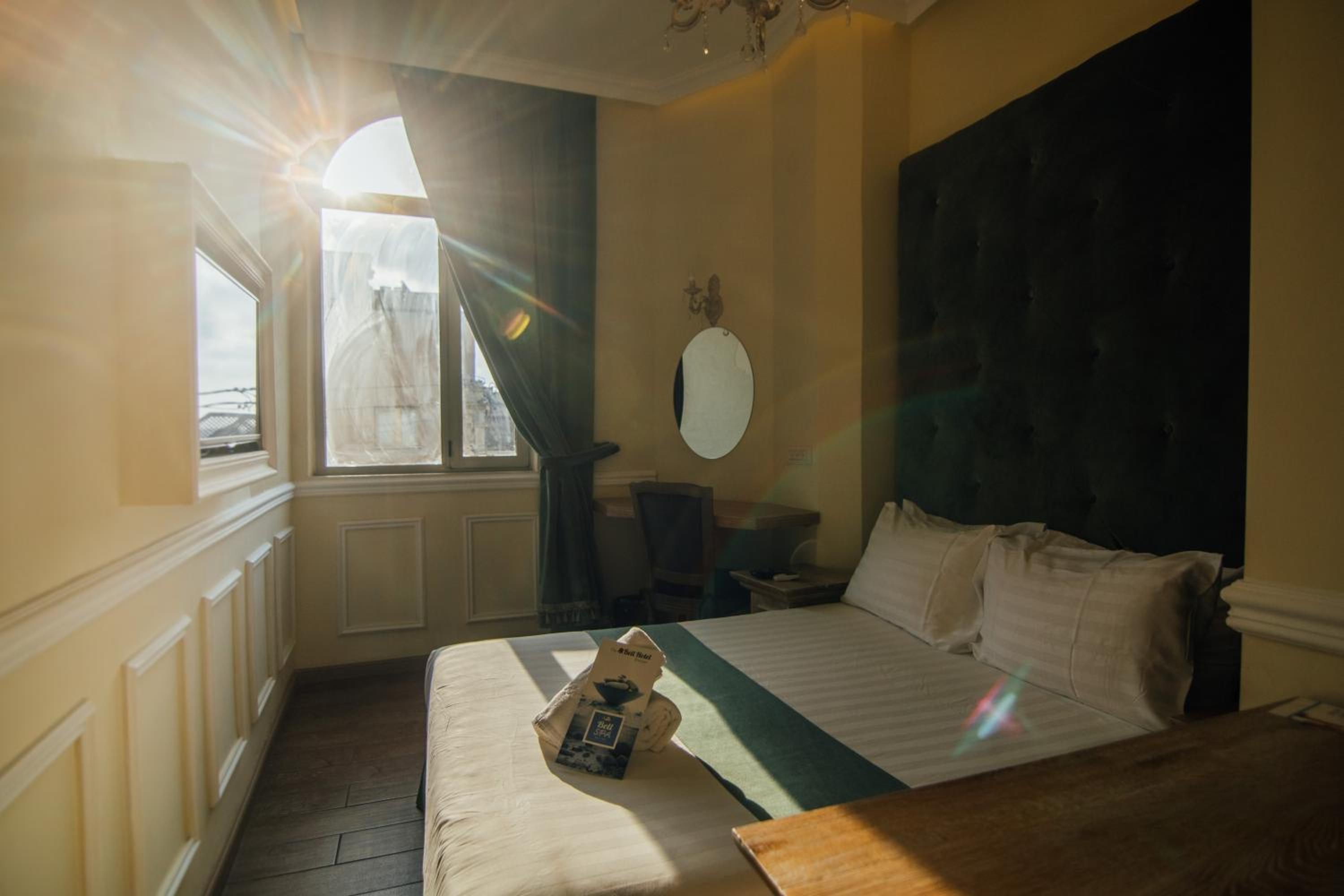Double Room with Sea View - Photo 9