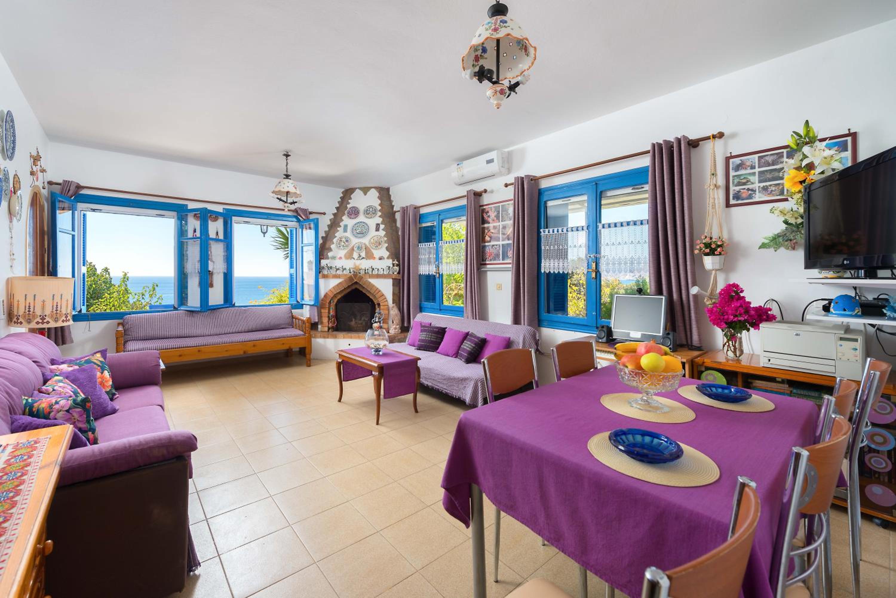 Villa with Sea View photo 3