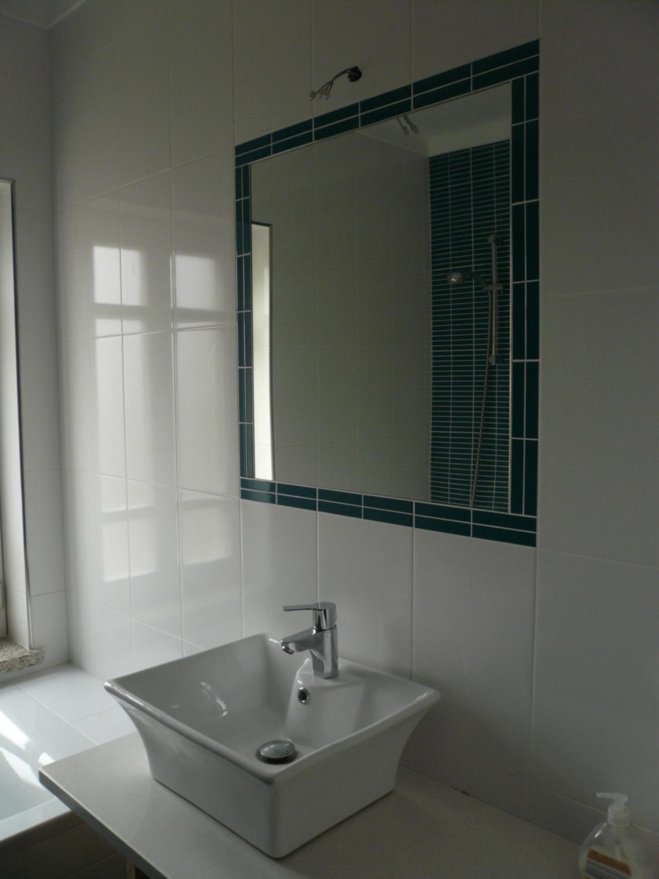 Twin Room with Pool View - Photo 4