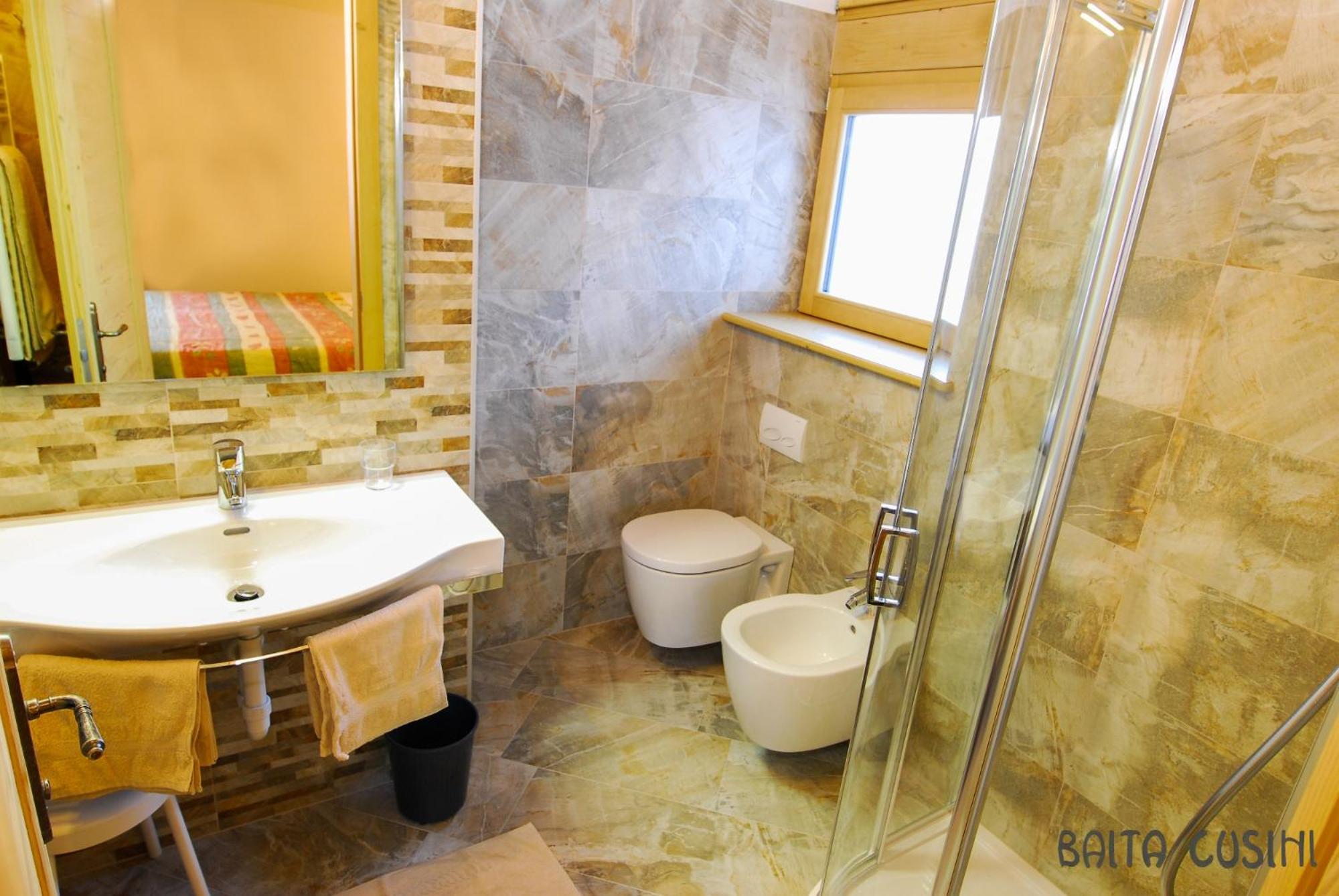 Superior One-Bedroom Apartment (2 Adults) photo 2
