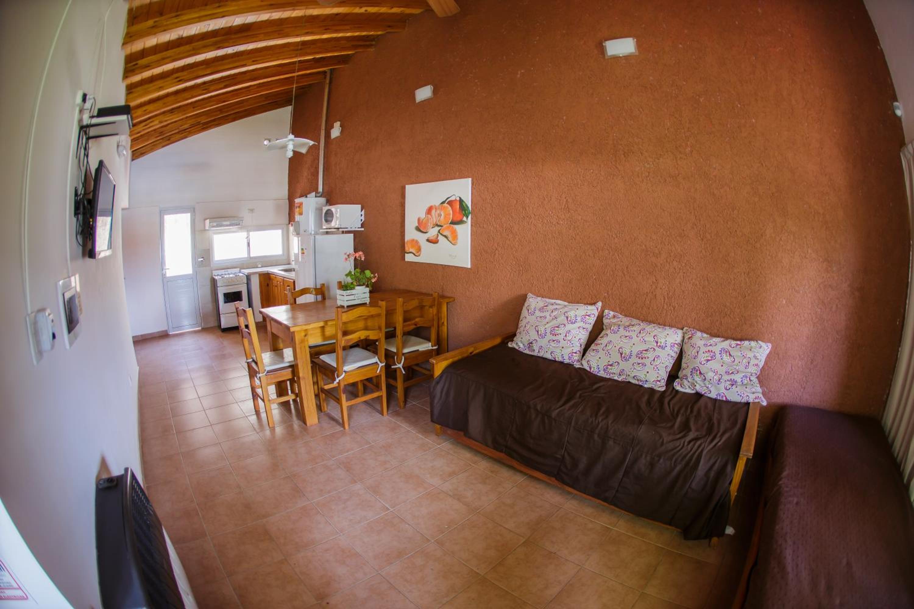 One-Bedroom Bungalow photo 2