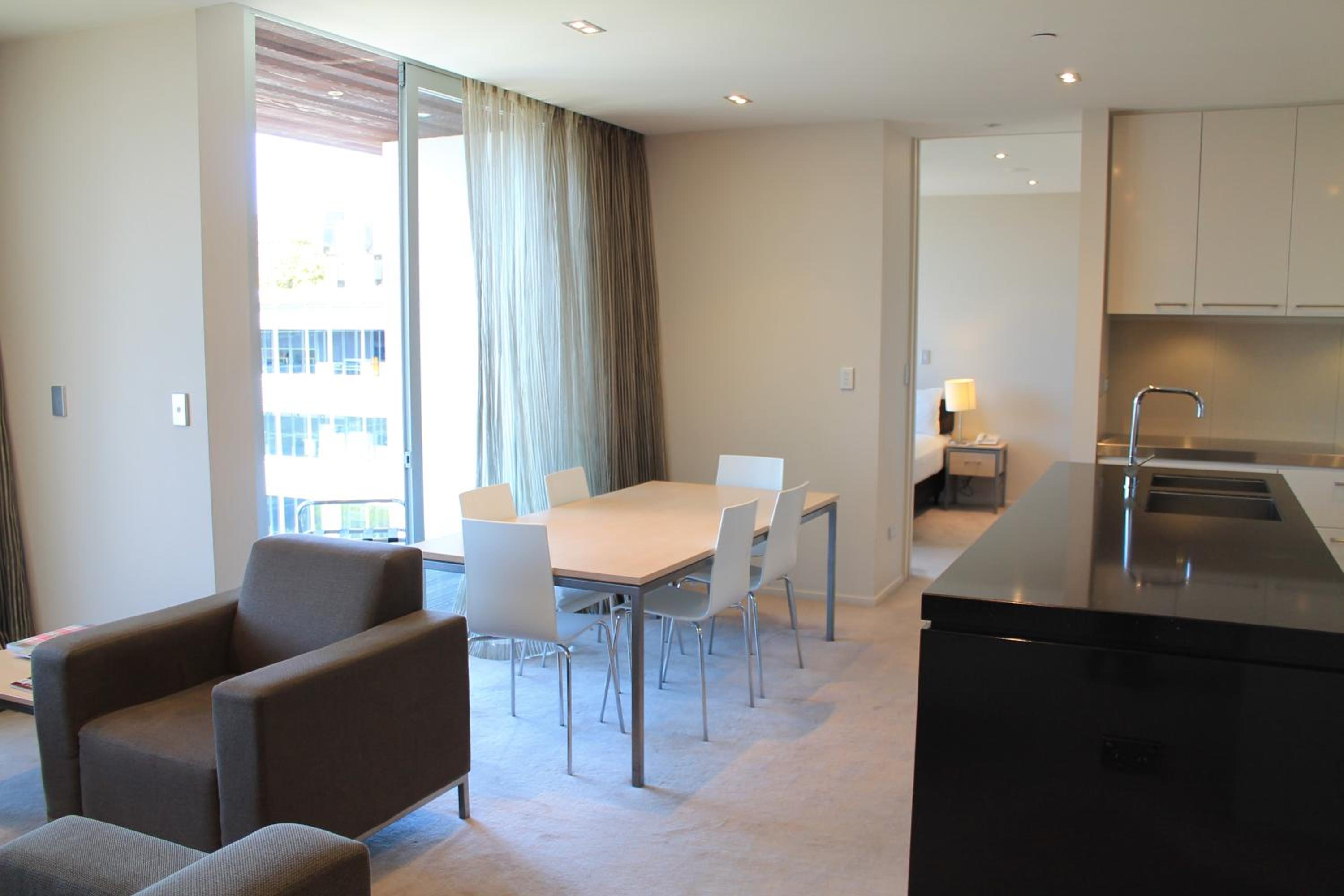 Two-Bedroom Apartment - Penthouse - Photo 4