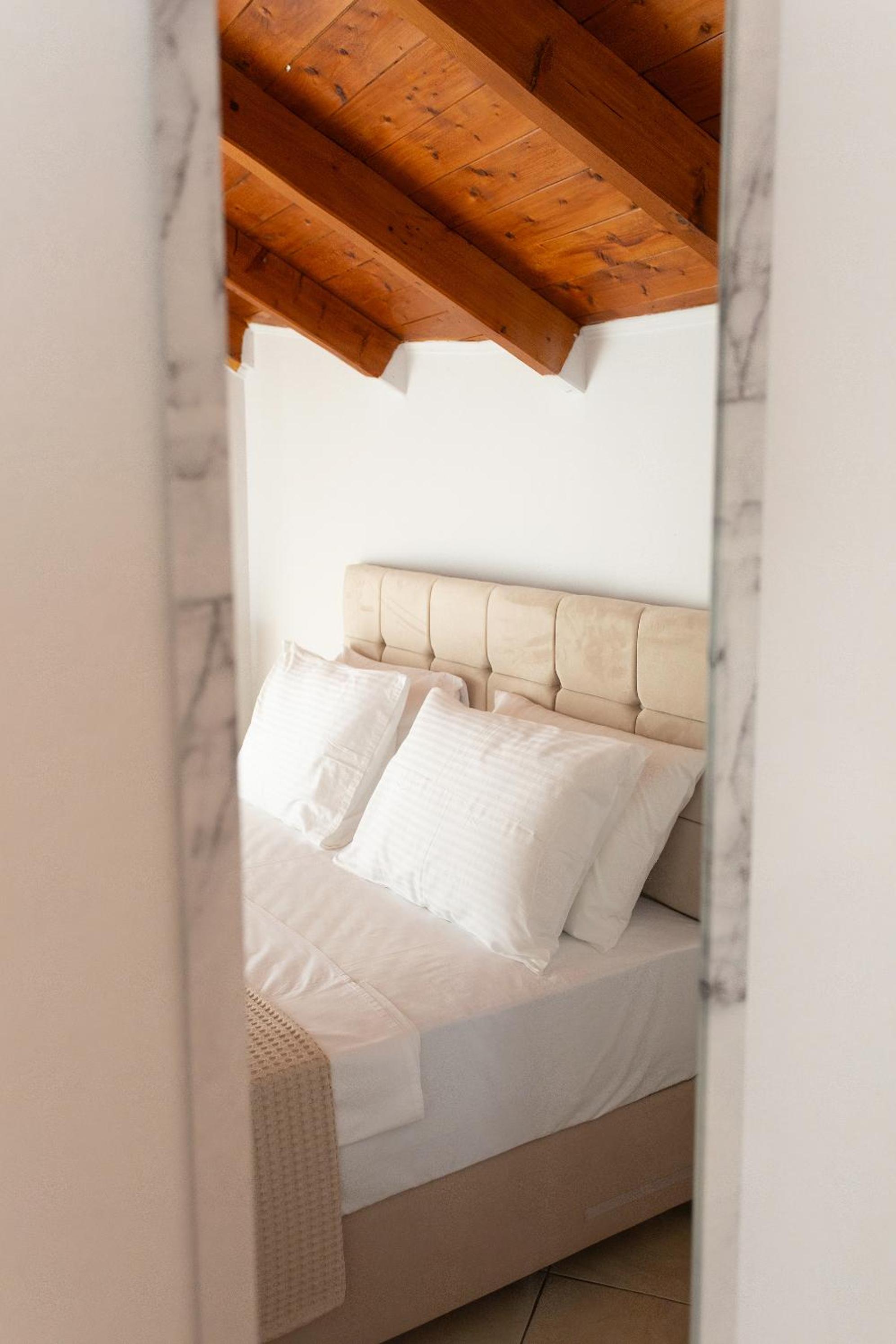 Two-Bedroom Apartment with View photo 1
