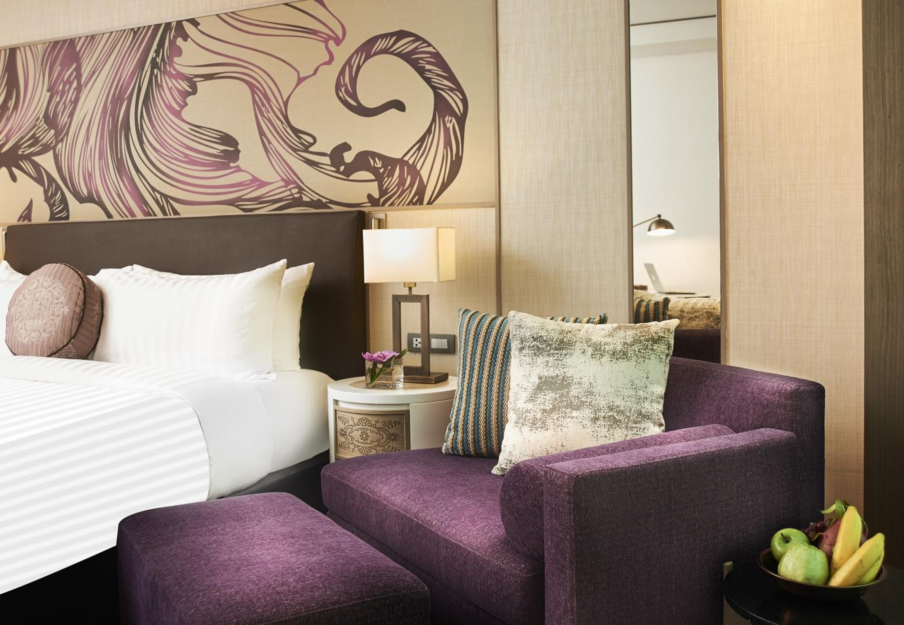 Executive Club King Room with Executive Lounge Access photo 2
