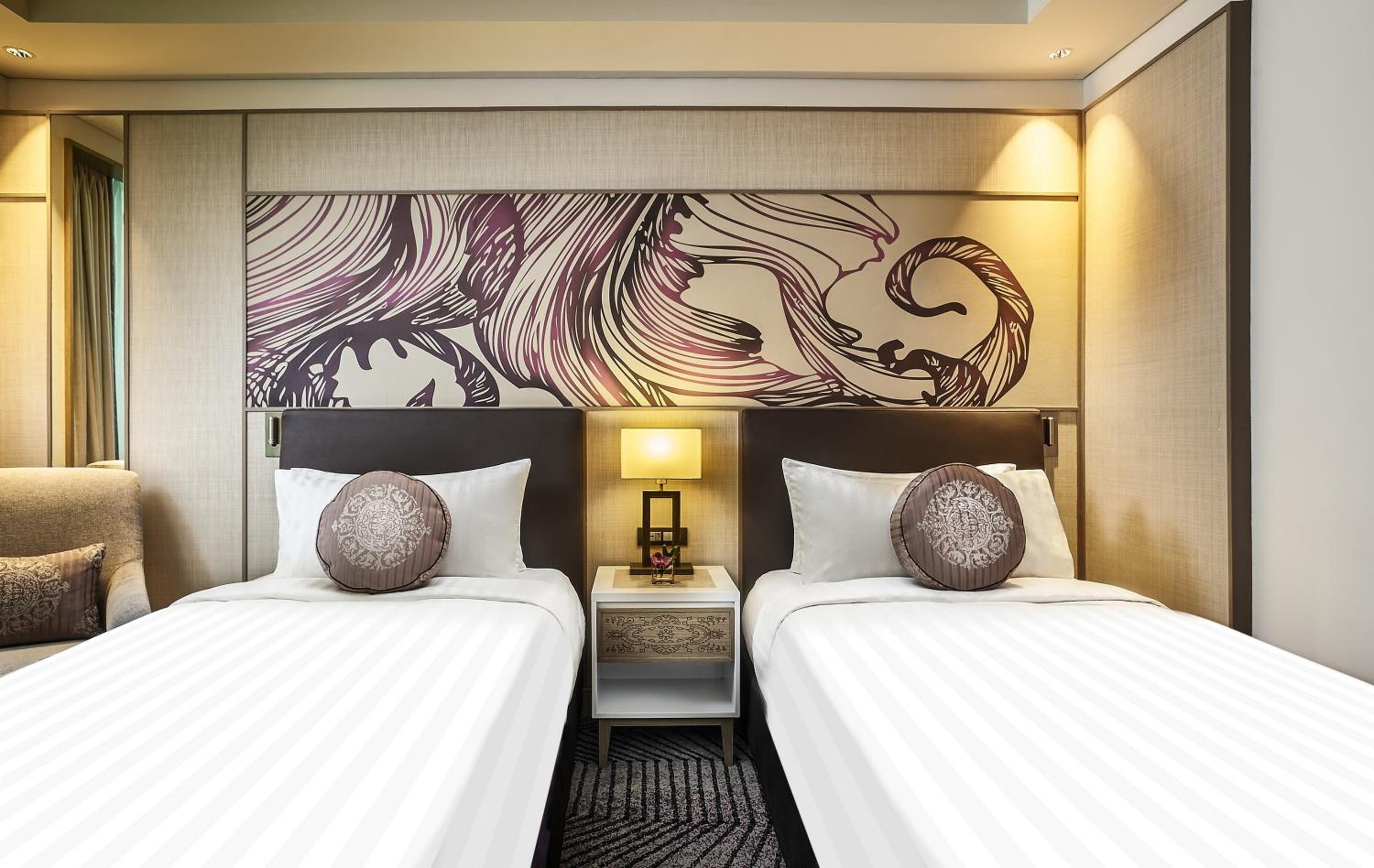 Superior King Room