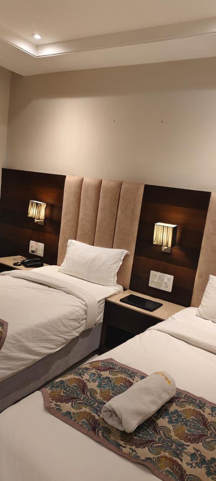 Deluxe Twin Room photo 2