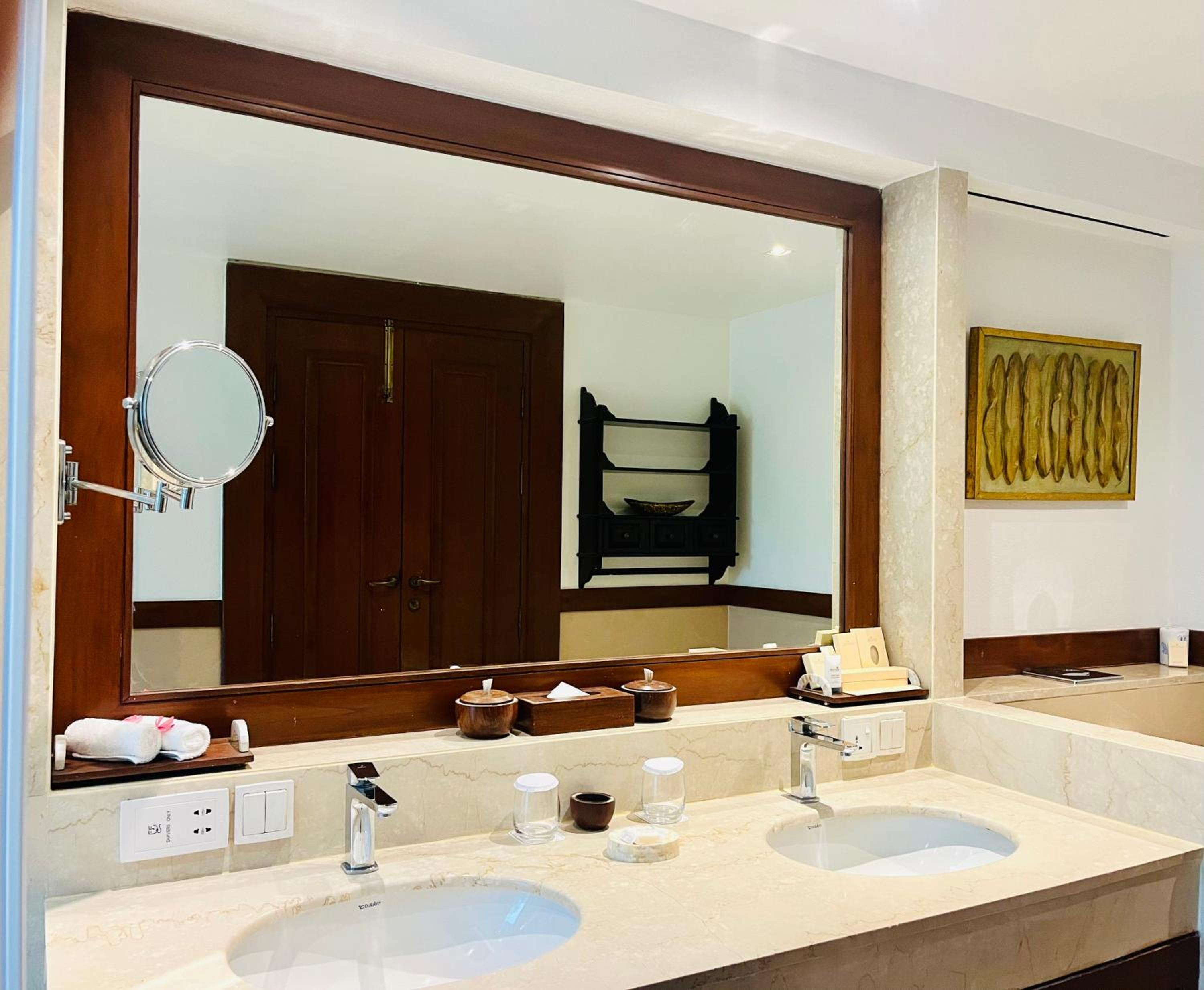Deluxe Twin Room - Photo 3