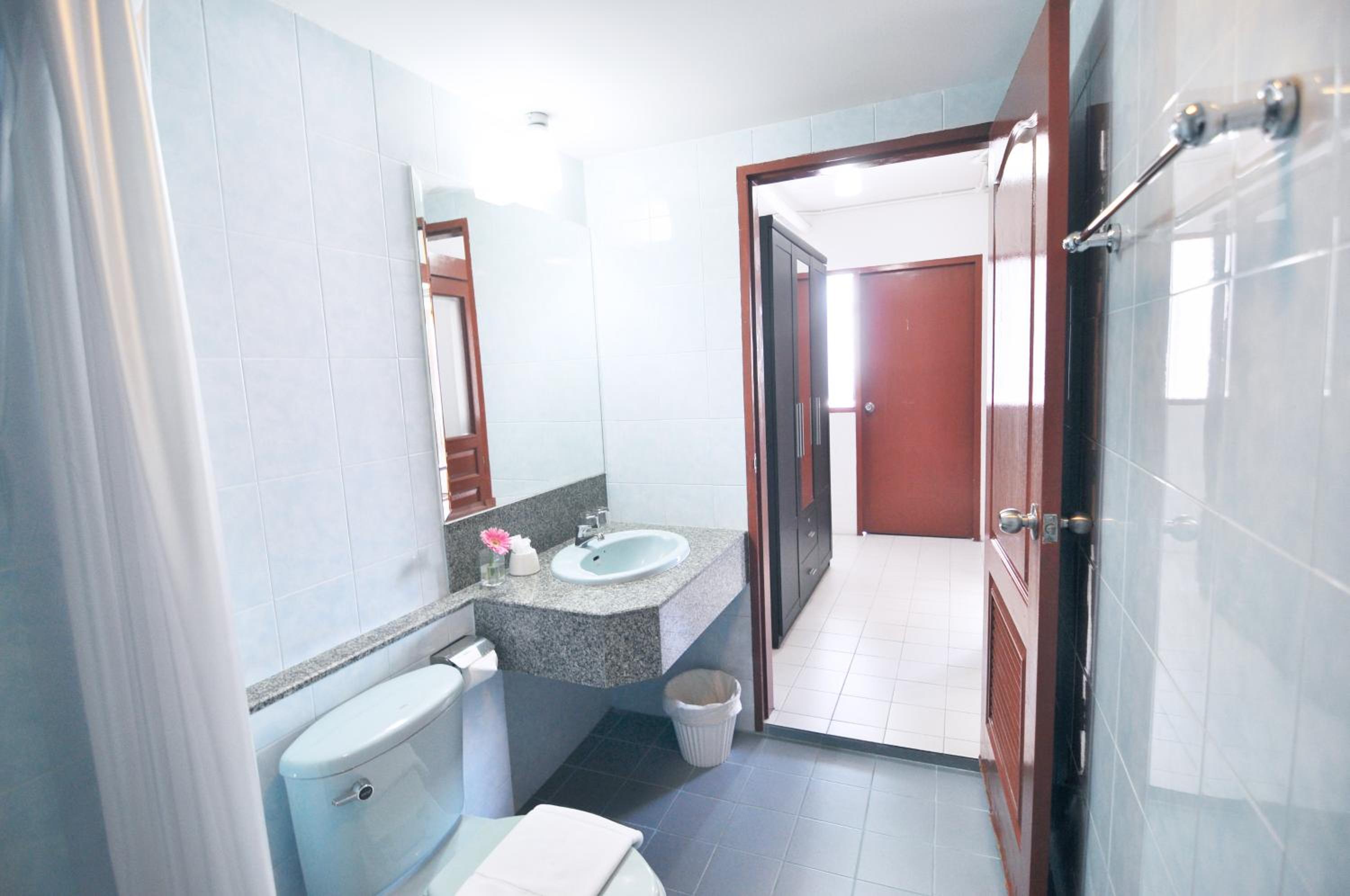 Superior Twin Room photo 2