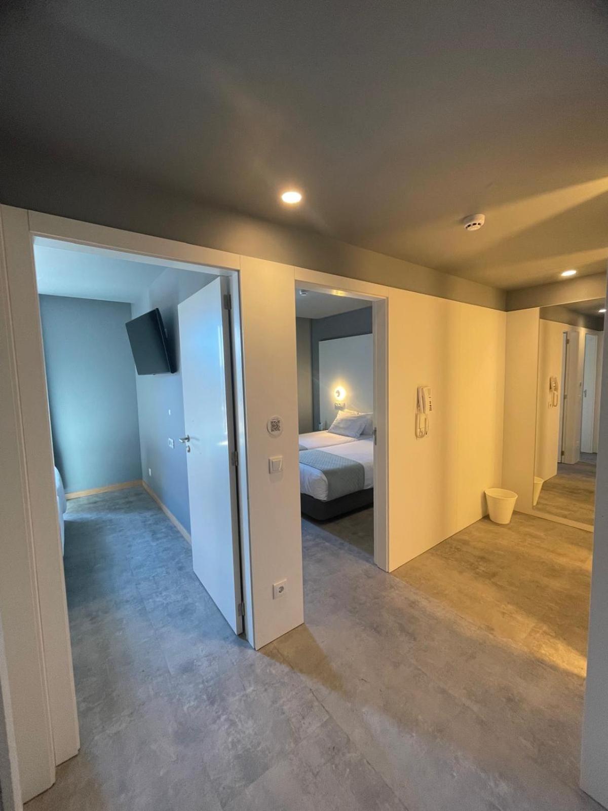 Quadruple Room - Photo 1