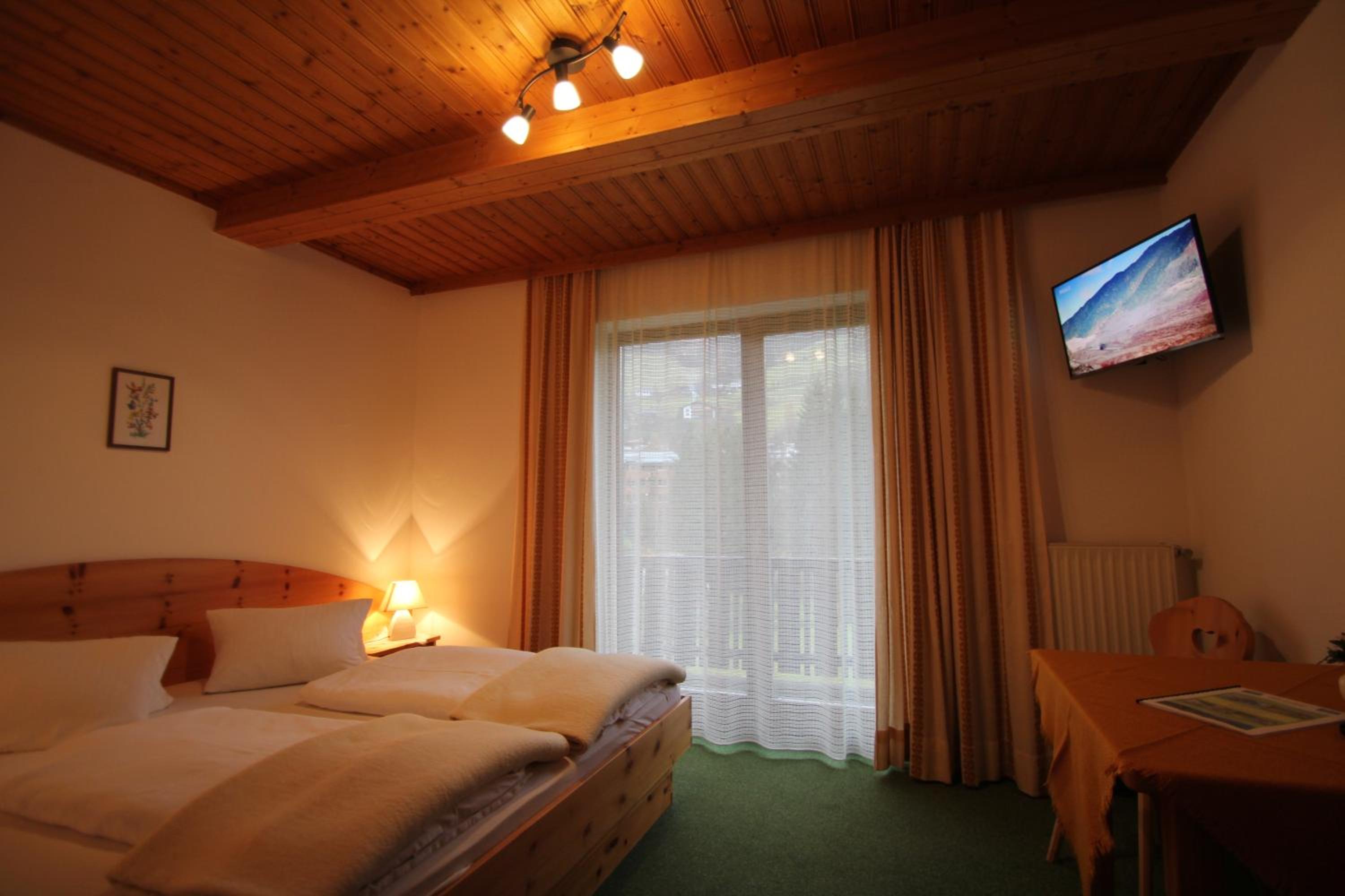 Double Room with Balcony photo 3
