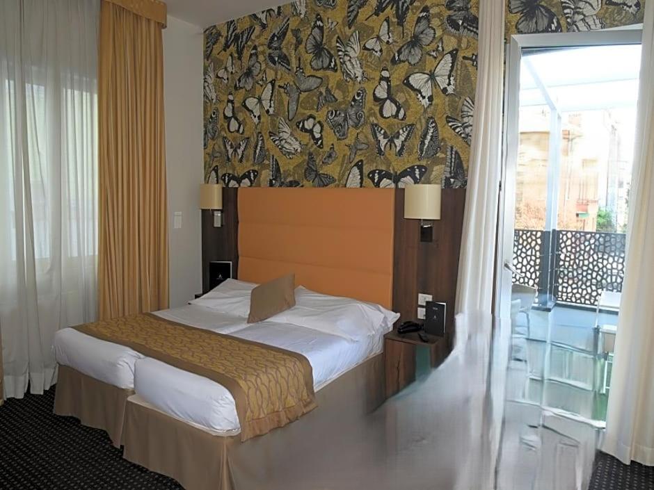 Economy Double Room - Photo 2