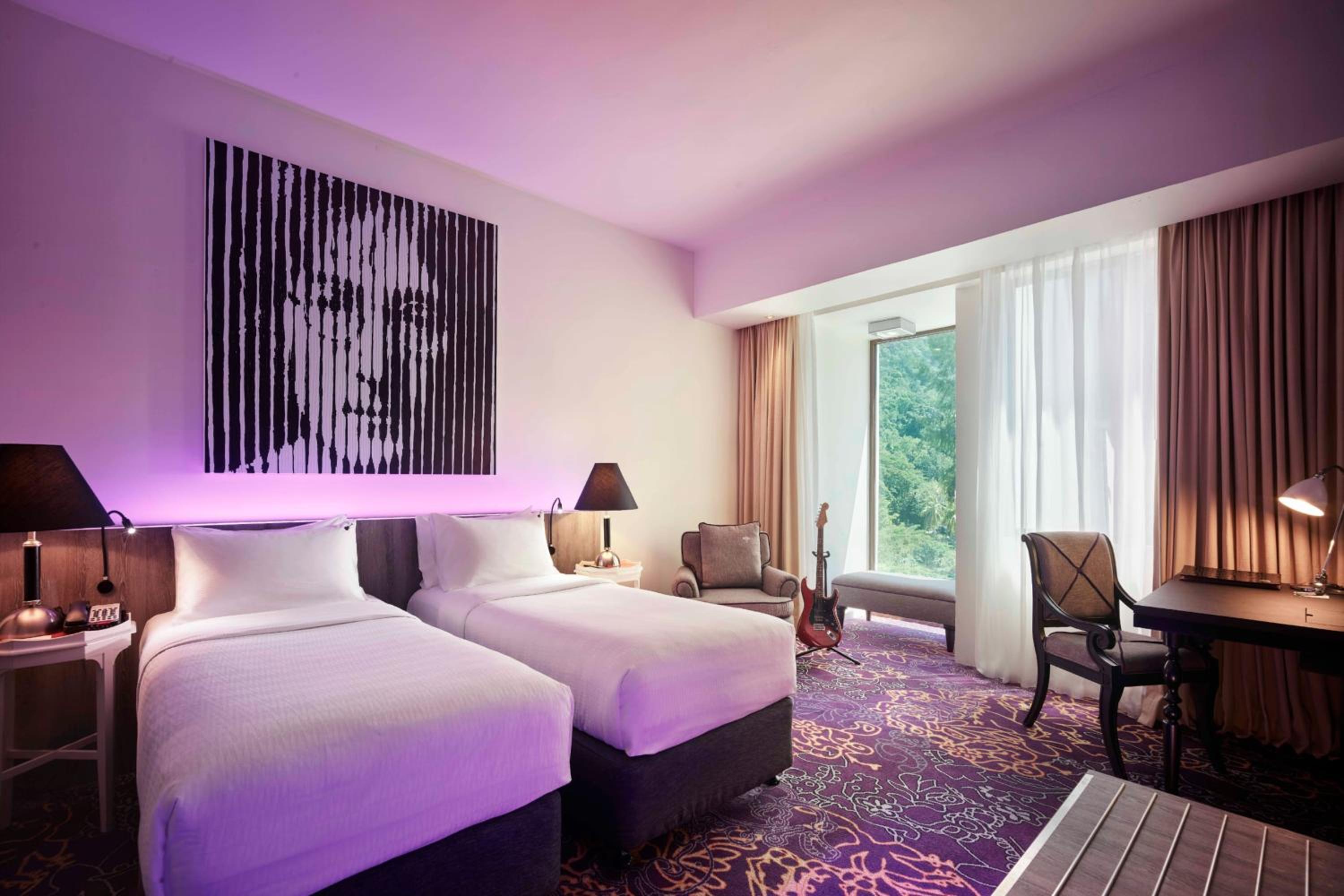 Deluxe Double or Twin Room with Hill View - Photo 2