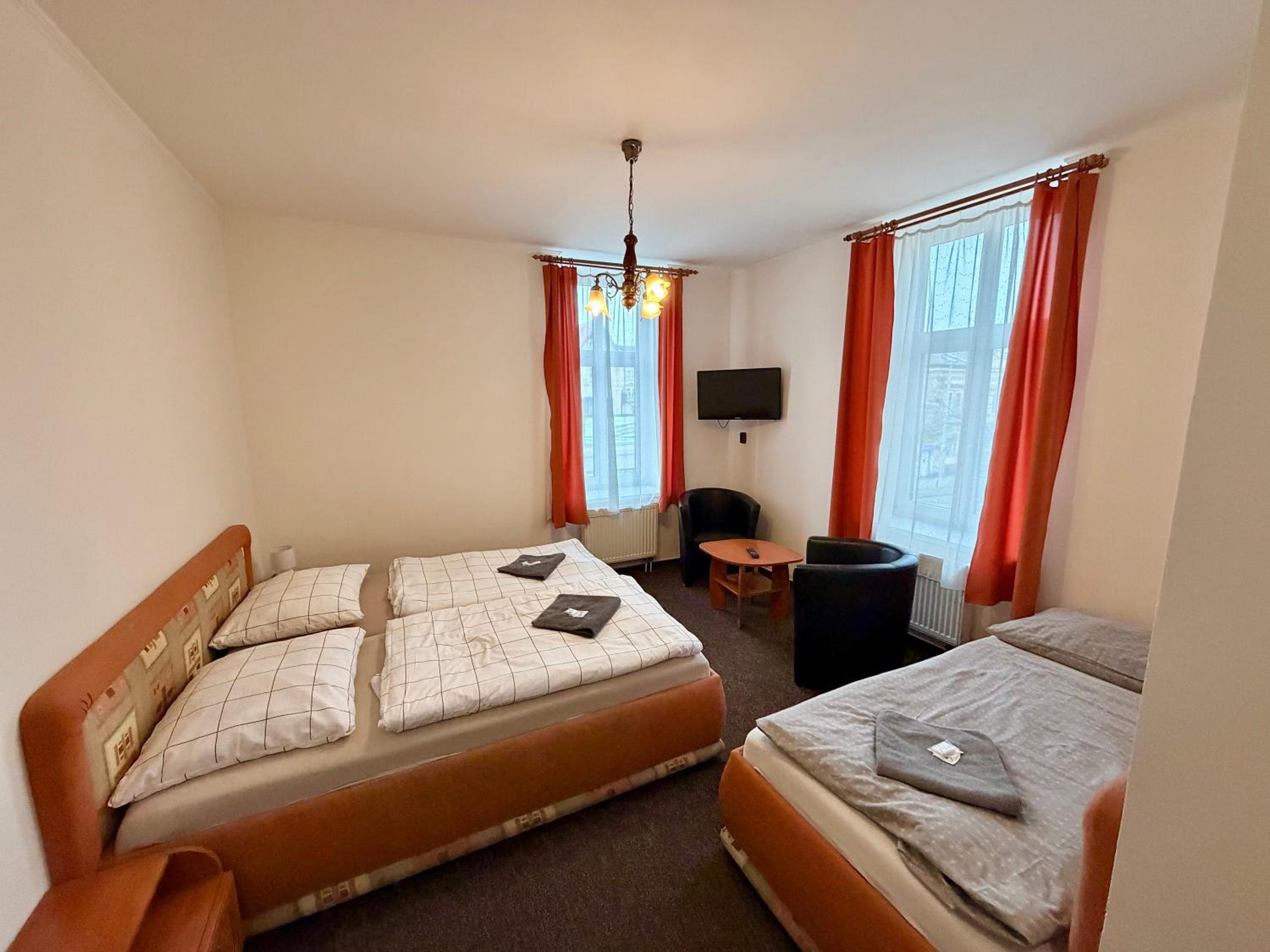 Standard Triple Room photo 3