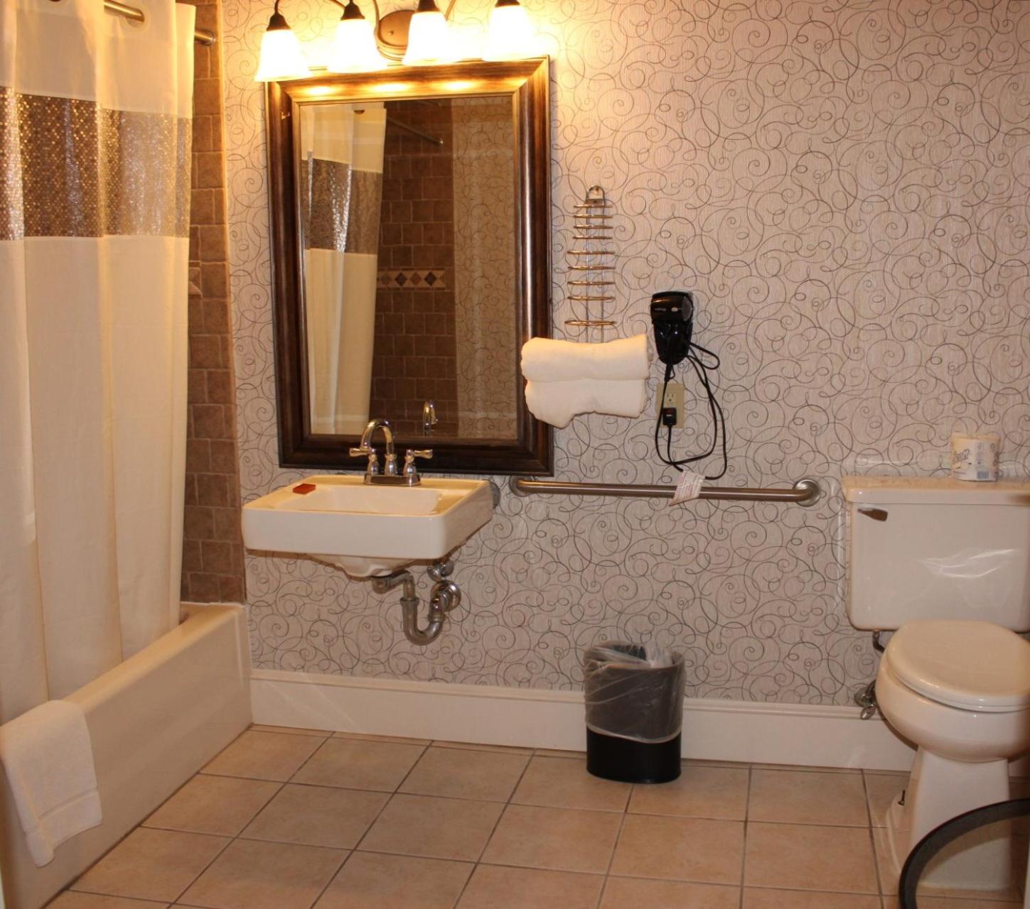Colonial Hotel, Foto 5