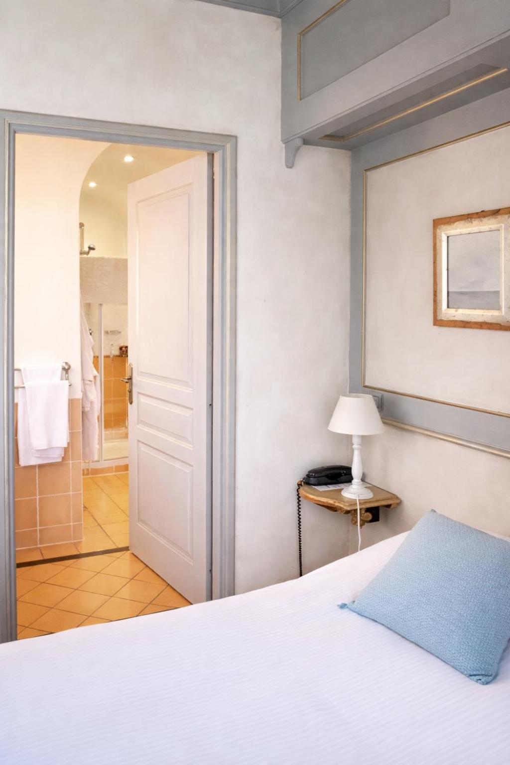 Standard Double or Twin Room with Balcony photo 2